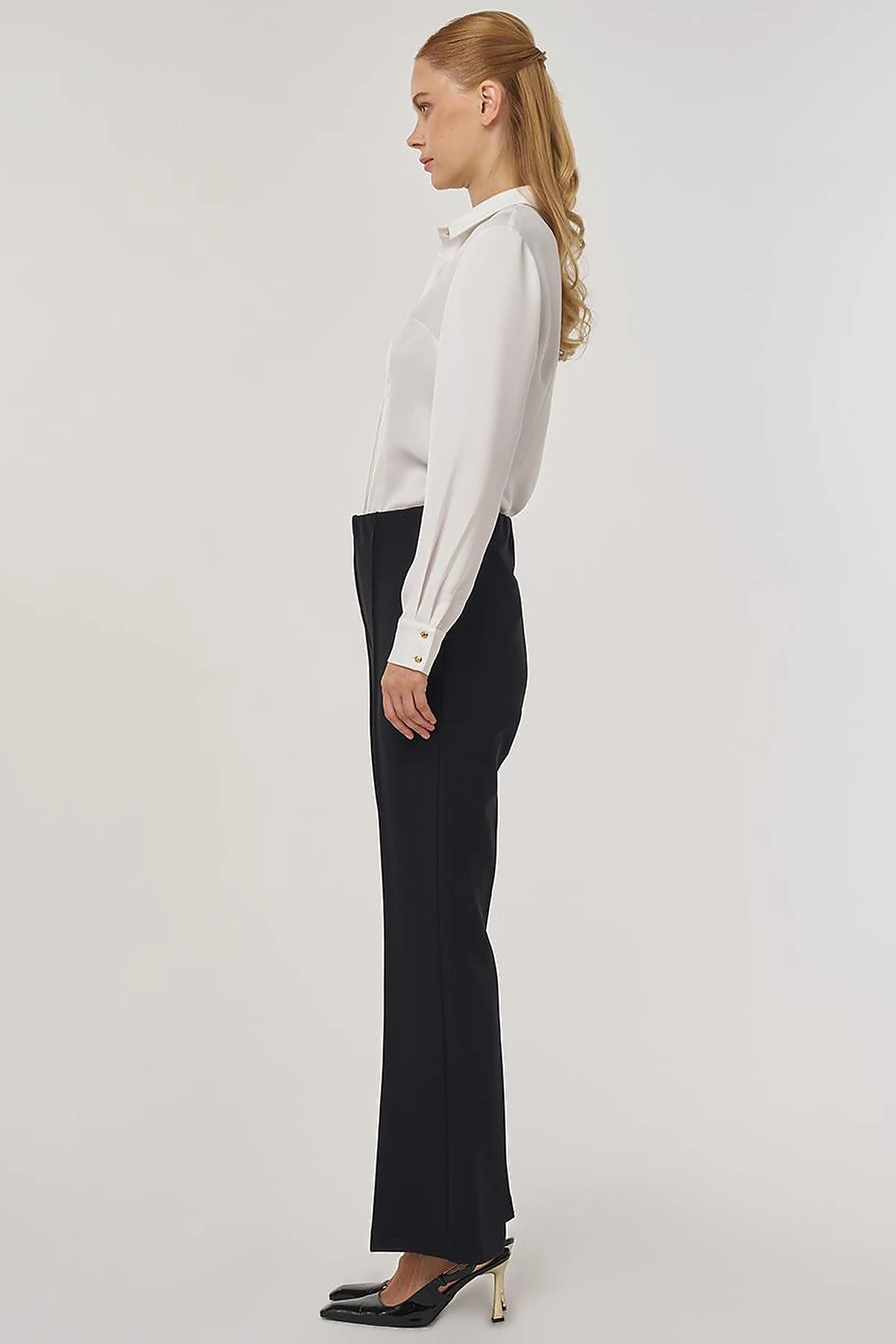 Flare Fit Fringed Hem Pants in Black