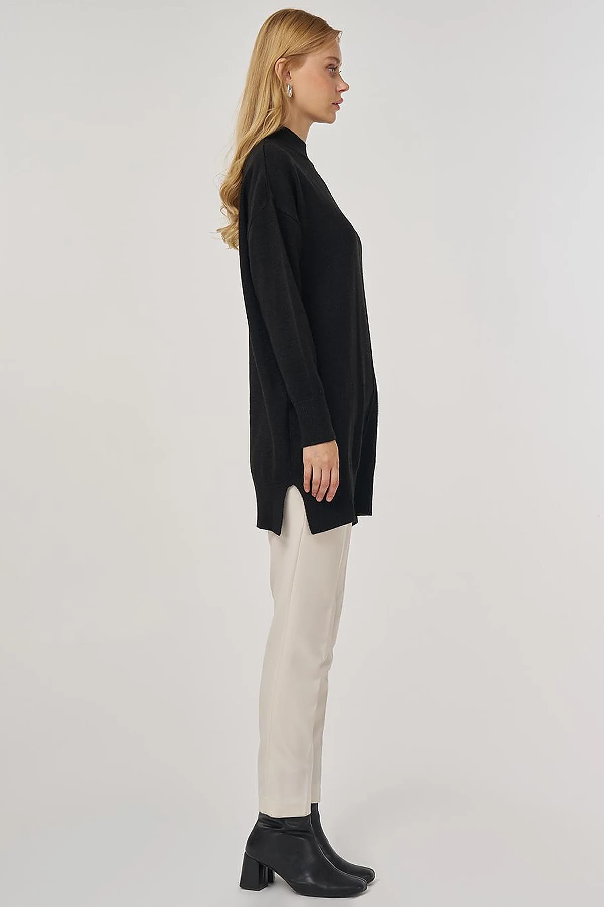 Stitched Knit Tunic Black
