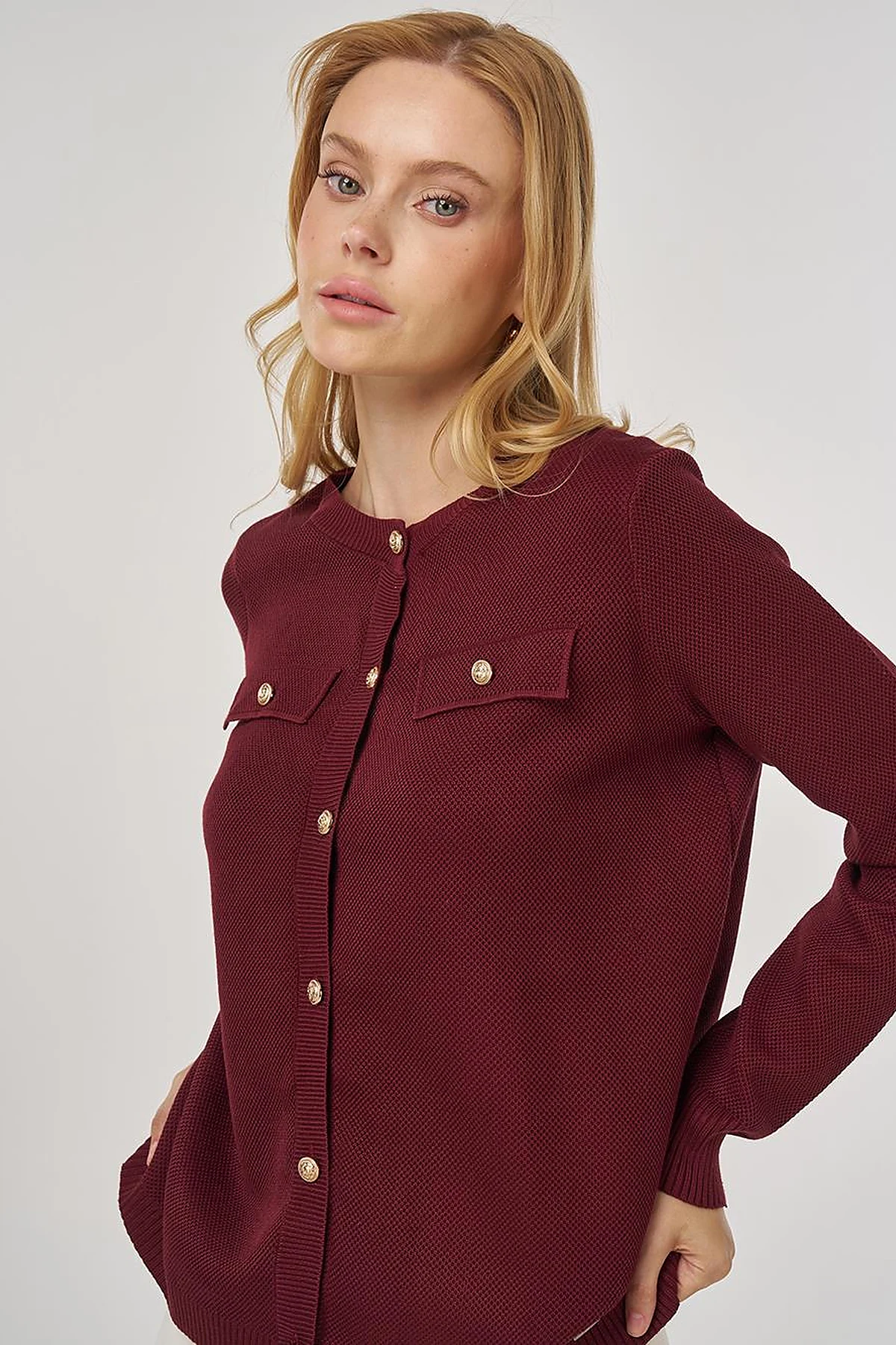 100% Viscose Button-Detail Knit Cardigan Burgundy