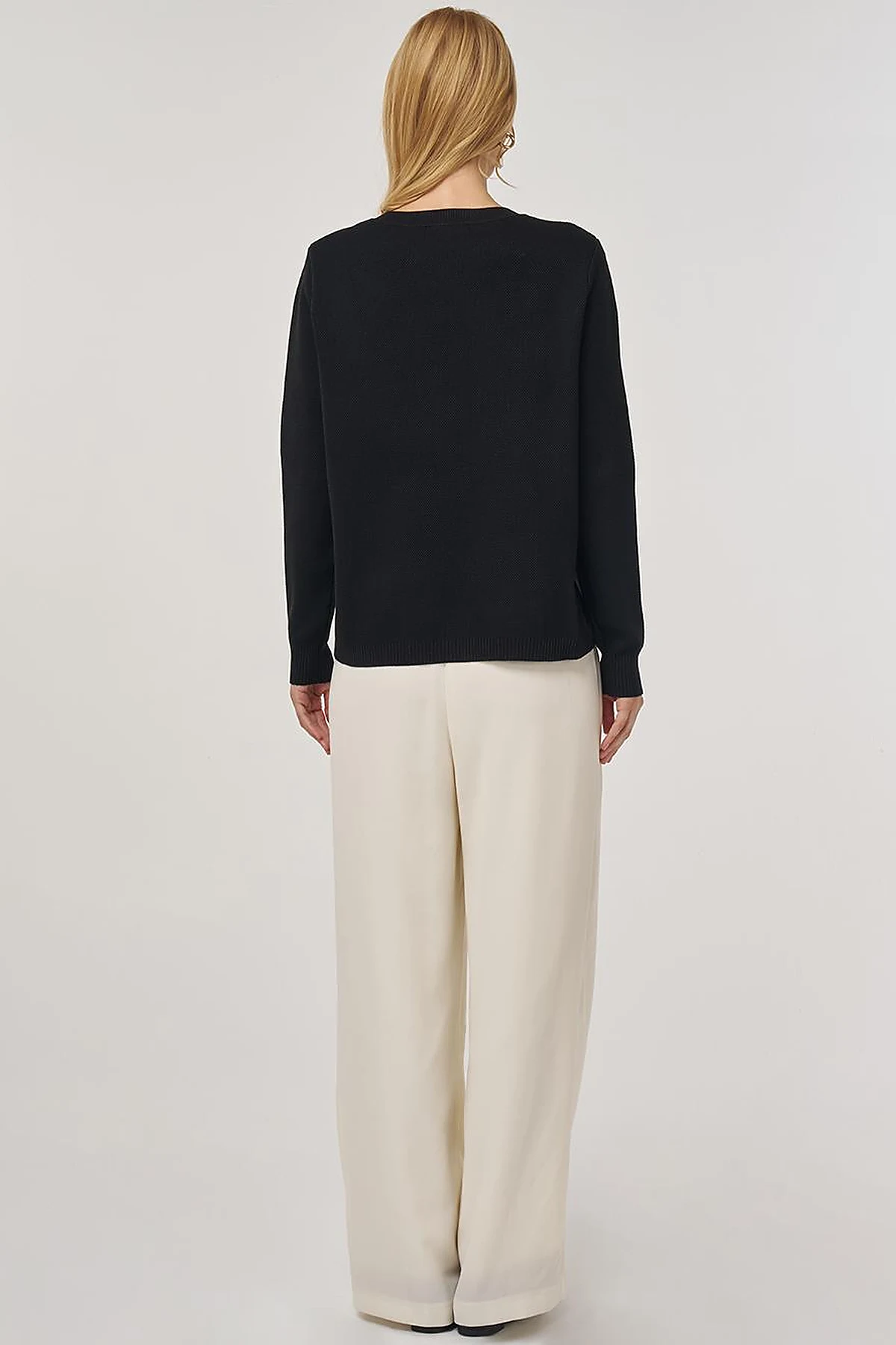 100% Viscose Button-Detail Knit Cardigan Black
