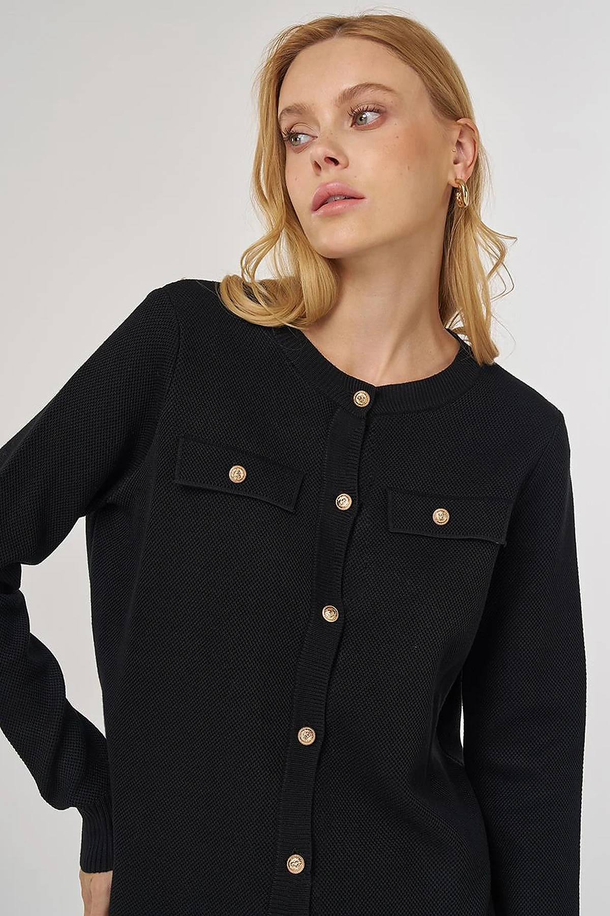 100% Viscose Button-Detail Knit Cardigan Black
