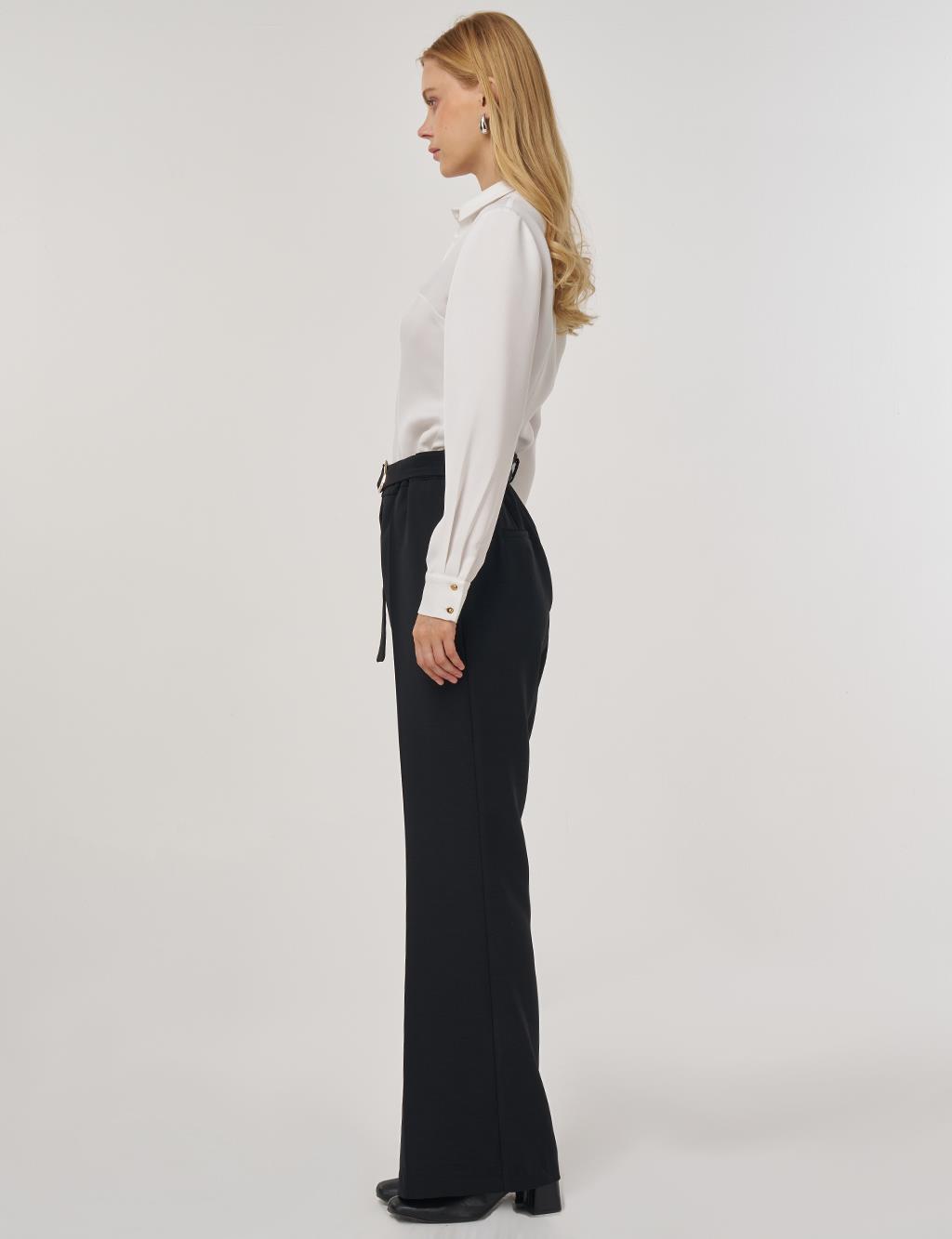 Kemer Detaylı İspanyol Paça Pantolon Siyah 