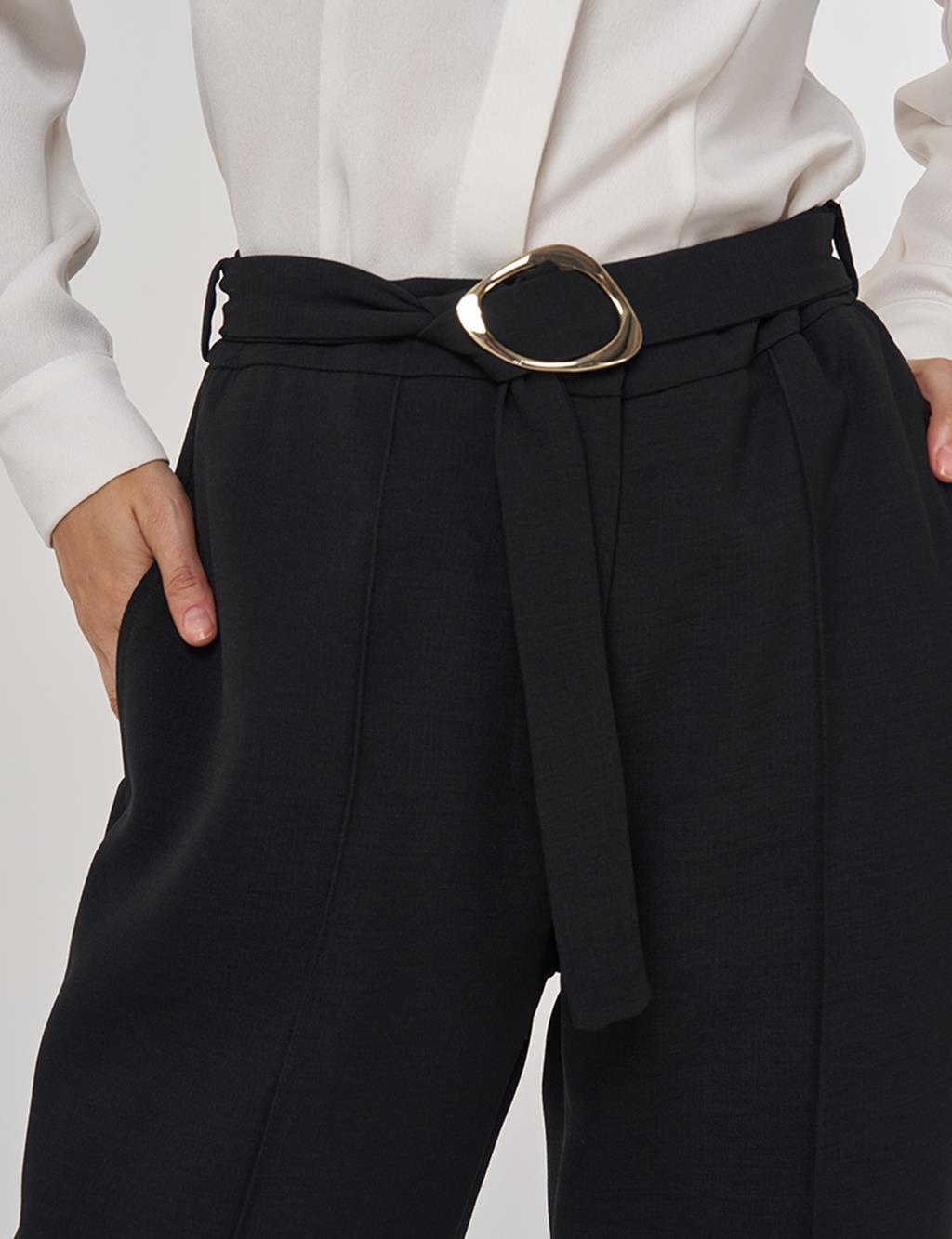 Kemer Detaylı İspanyol Paça Pantolon Siyah 