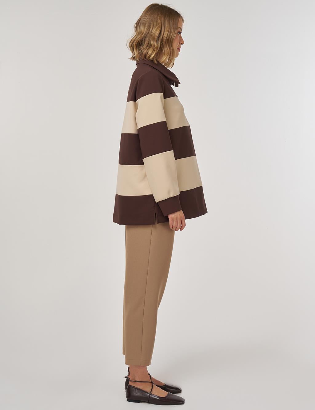 Color-Blocked Wide-Collar Sweatshirt Dark Brown
