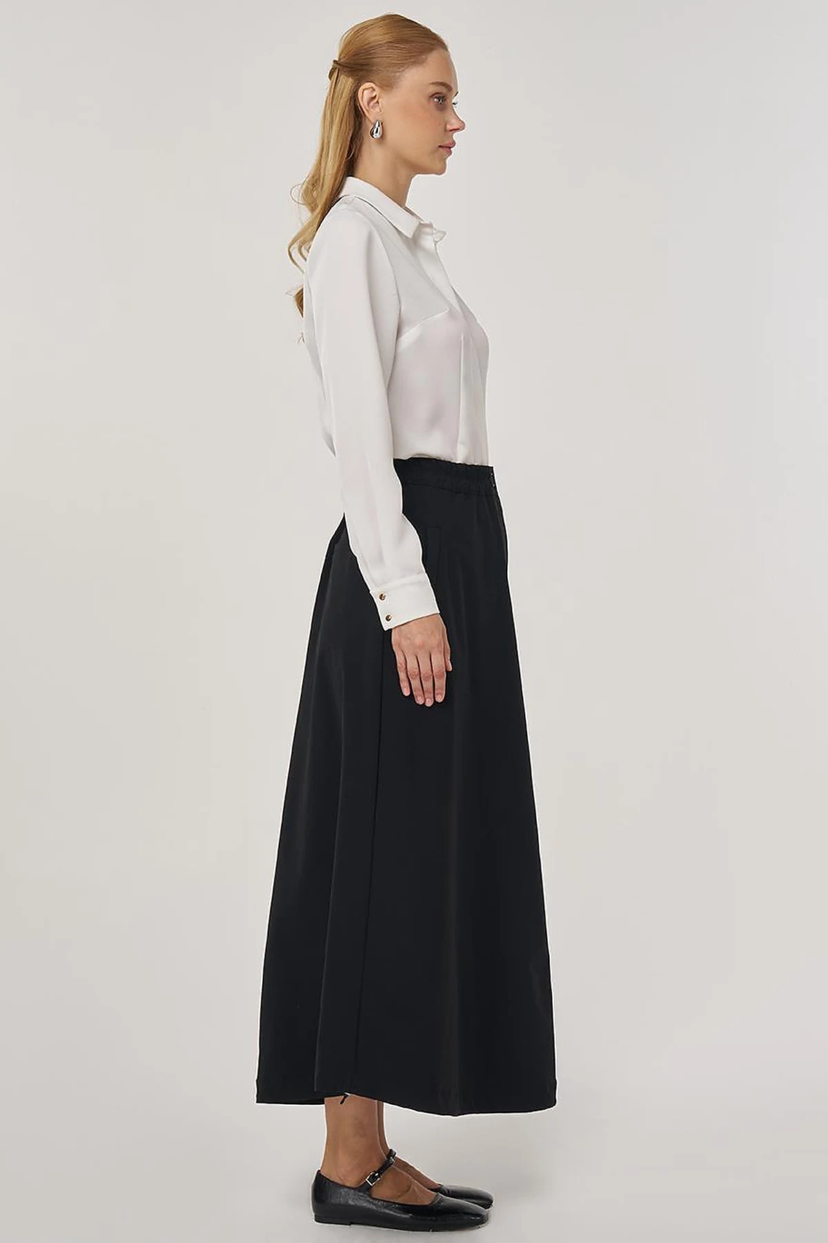 High Waist Flared Skirt Black