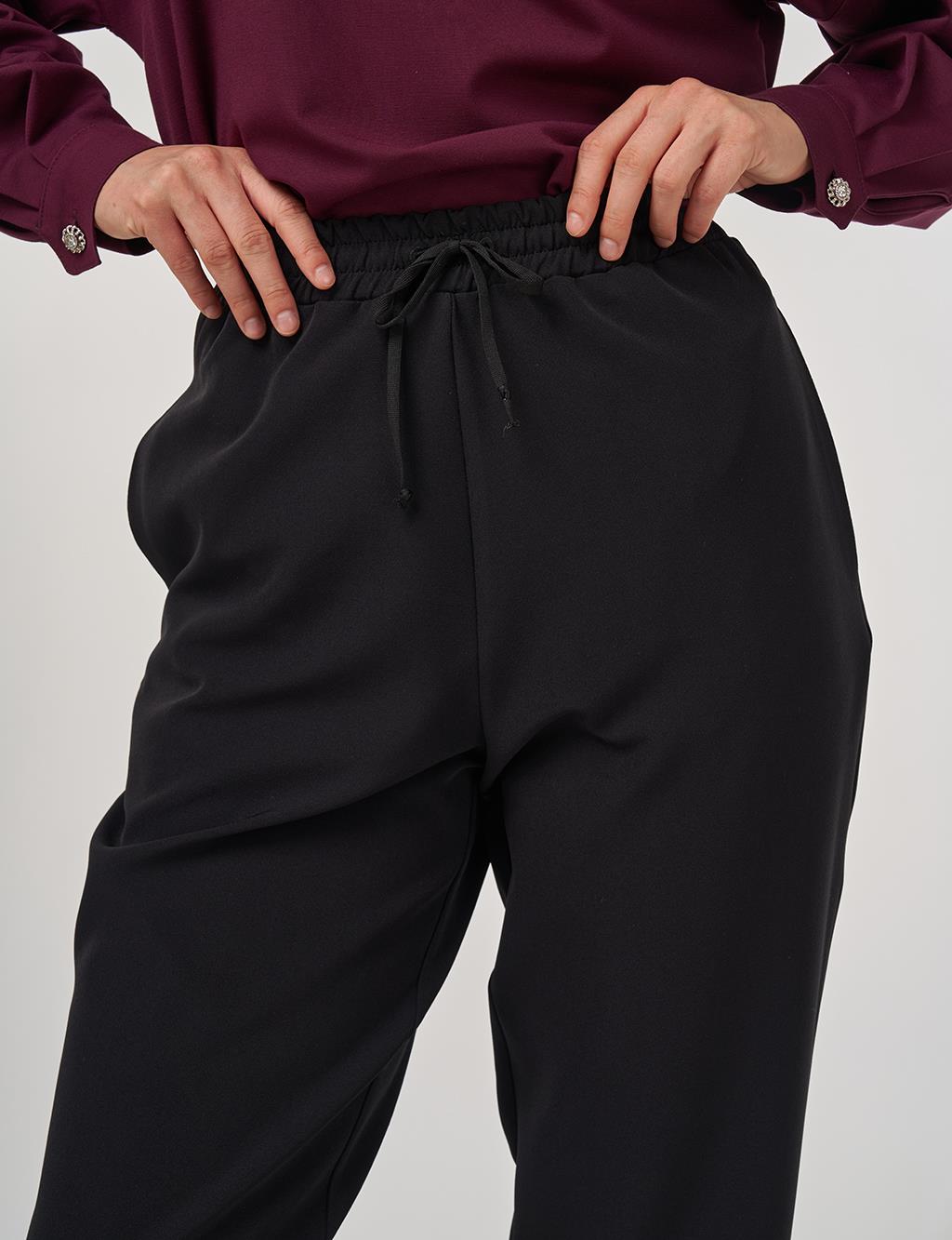 Relaxed Elastic Waist Trousers in Black