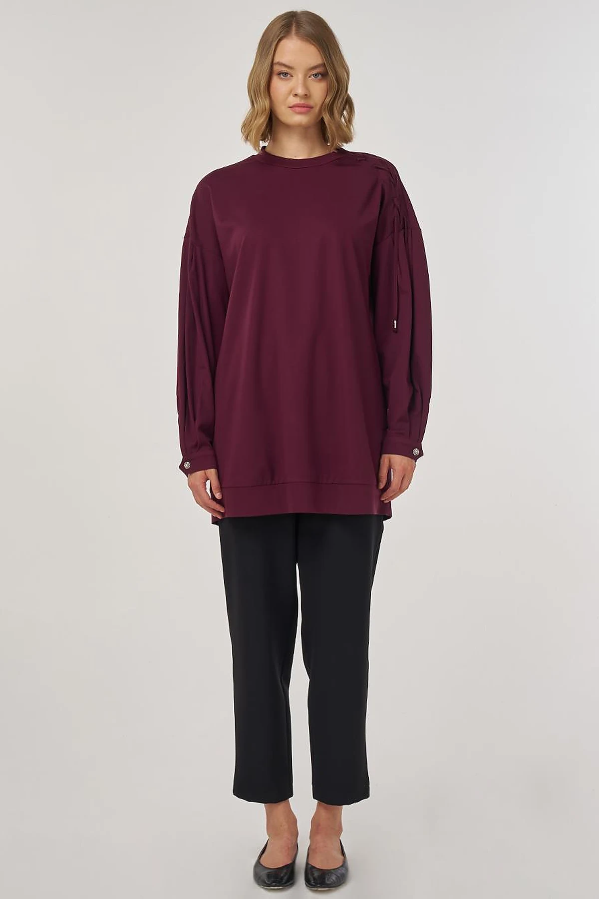 Shoulder-Tie Sweatshirt in Dark Burgundy