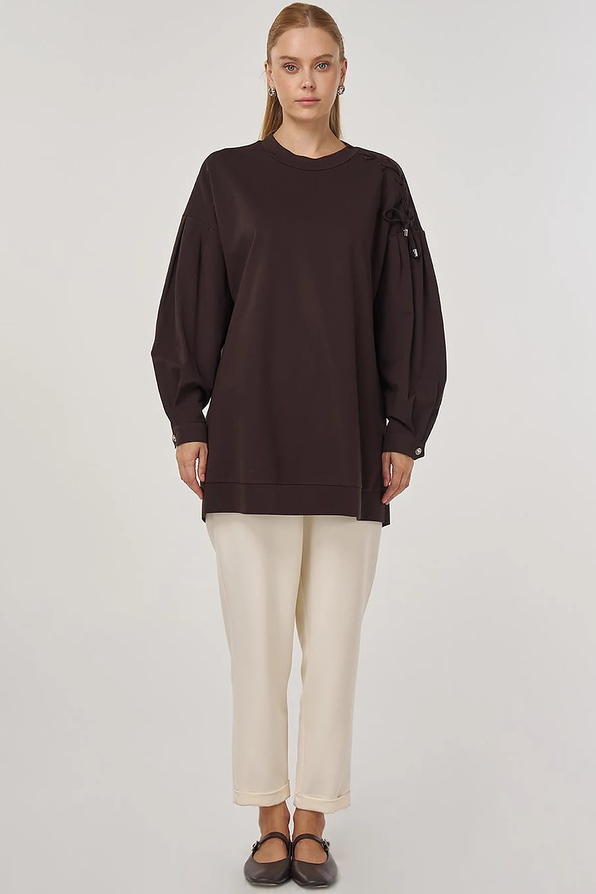 Omzu Bağcıklı Sweatshirt Koyu Kahve