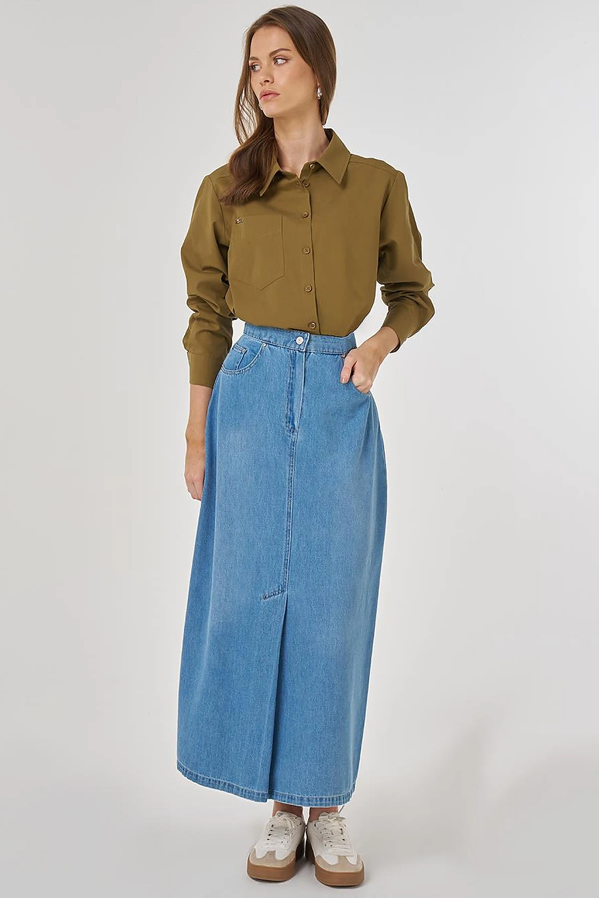 High-Waisted Denim Skirt in Blue