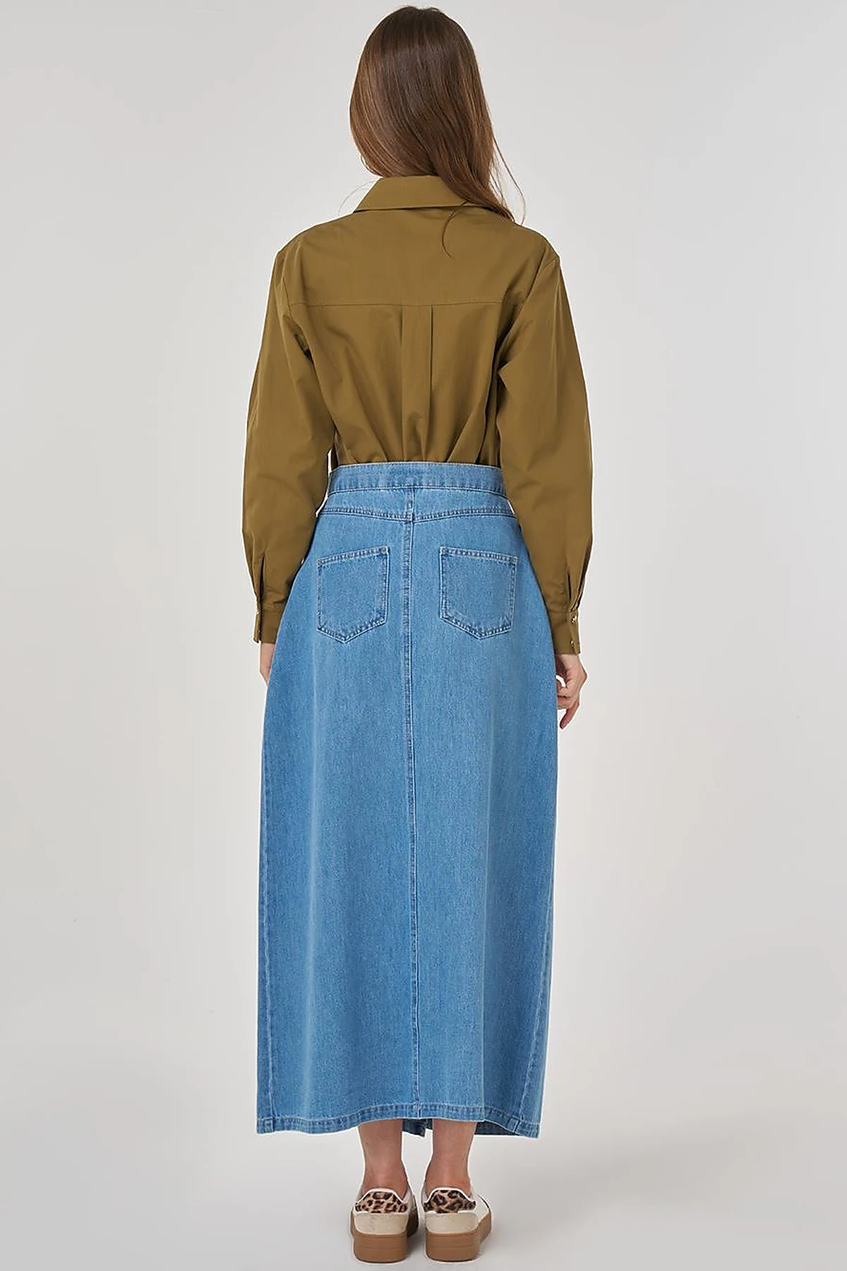 High-Waisted Denim Skirt in Blue