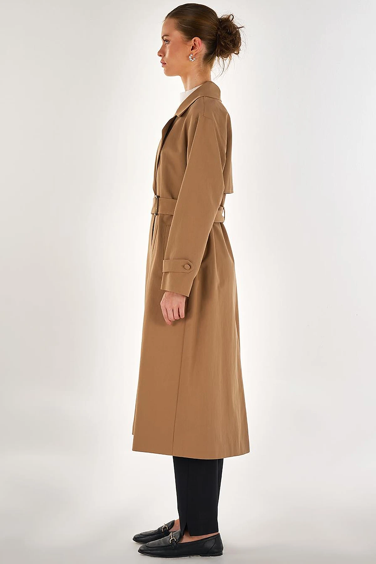 Men's Long Collar Trench Coat in Beige