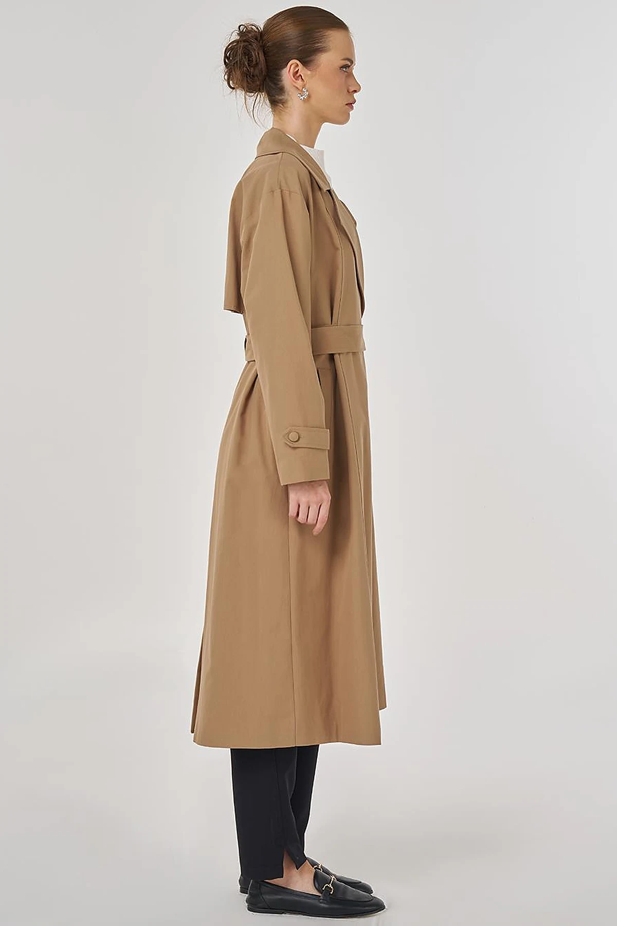 Men's Long Collar Trench Coat in Beige