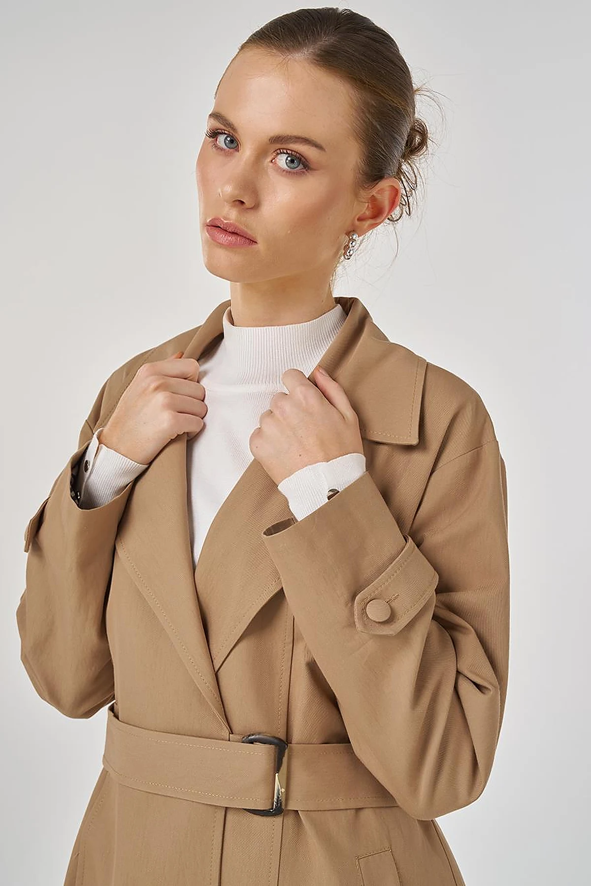 Men's Long Collar Trench Coat in Beige