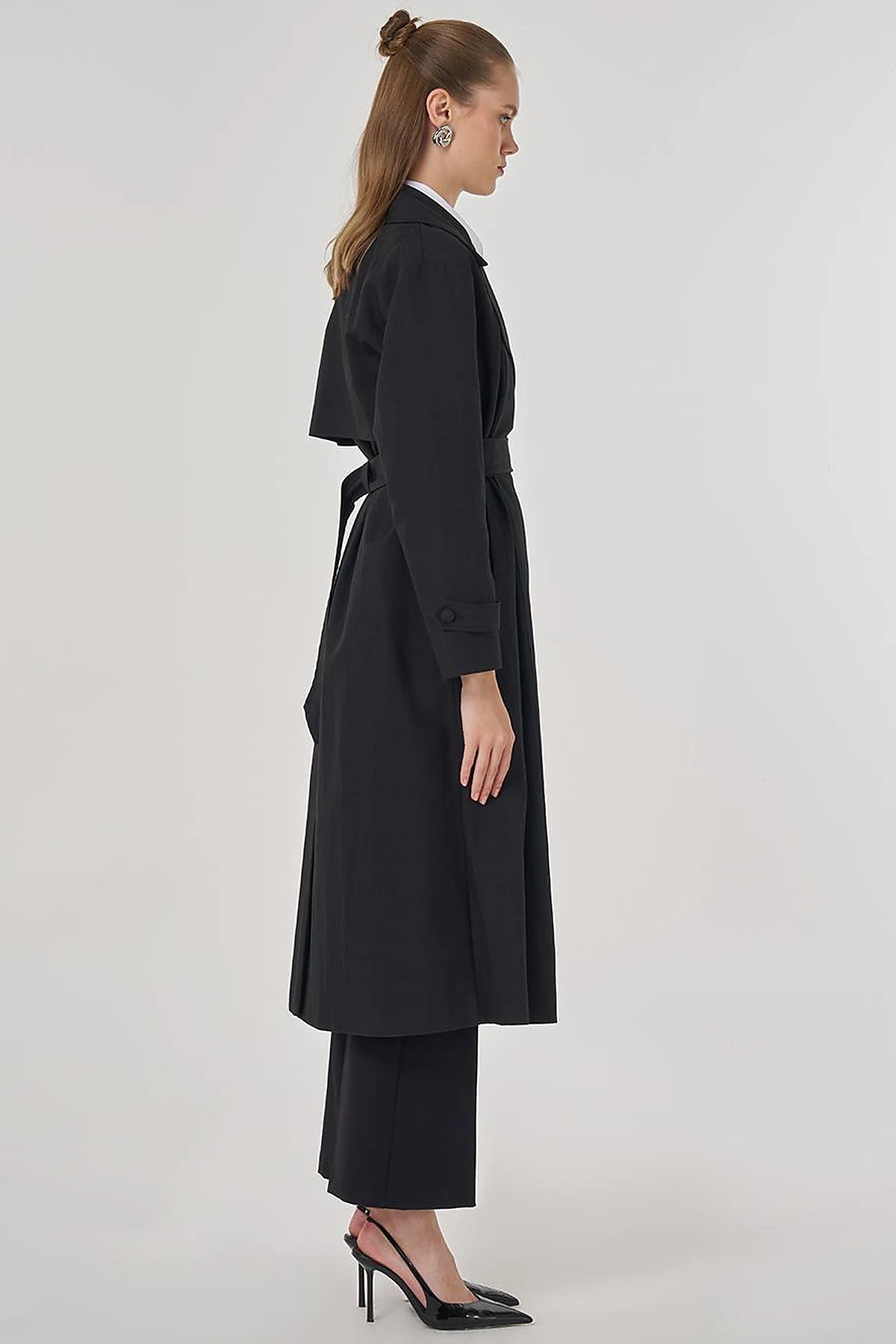 Men's Long Collar Trench Coat in Black