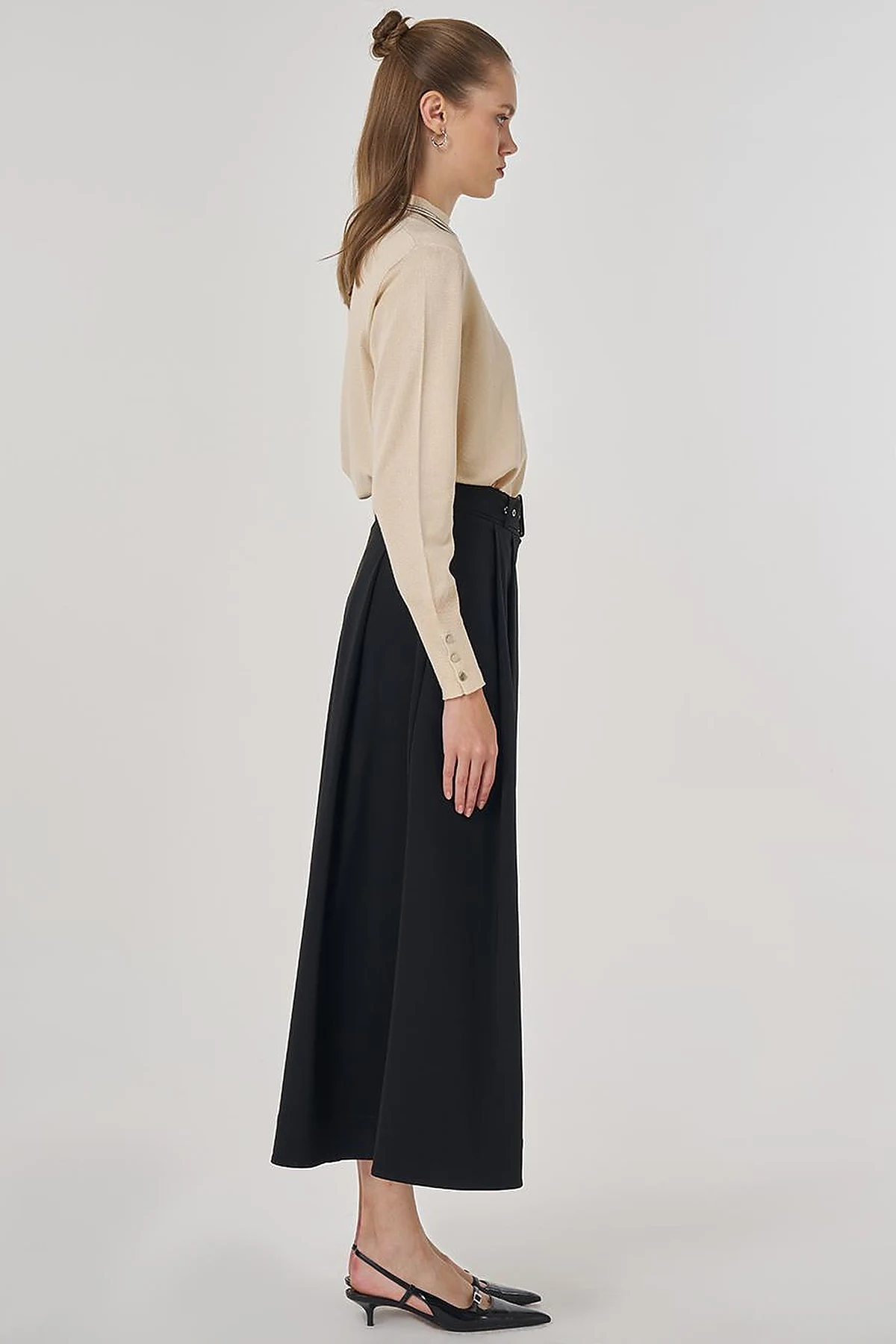 Belted Flared Skirt Black