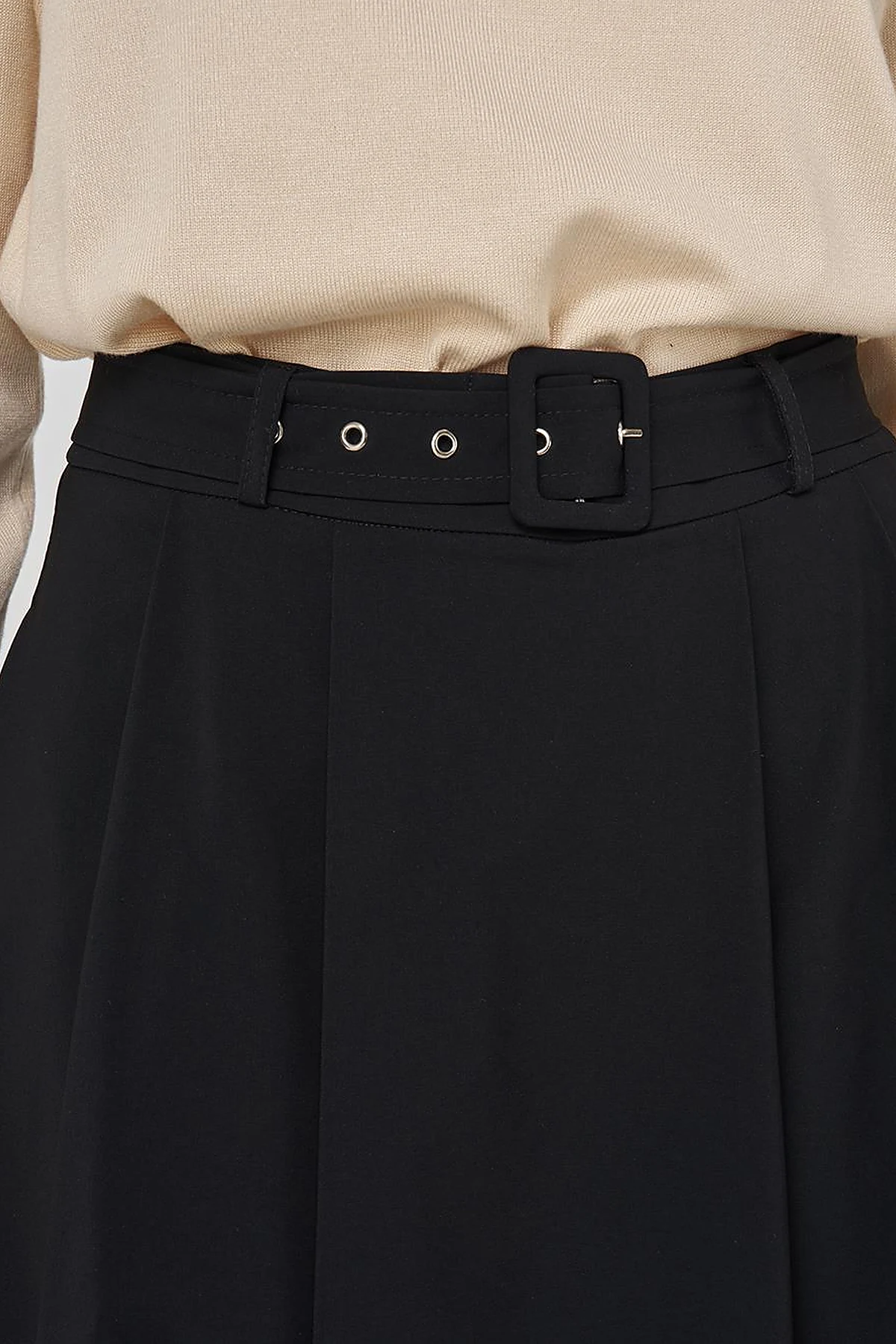 Belted Flared Skirt Black