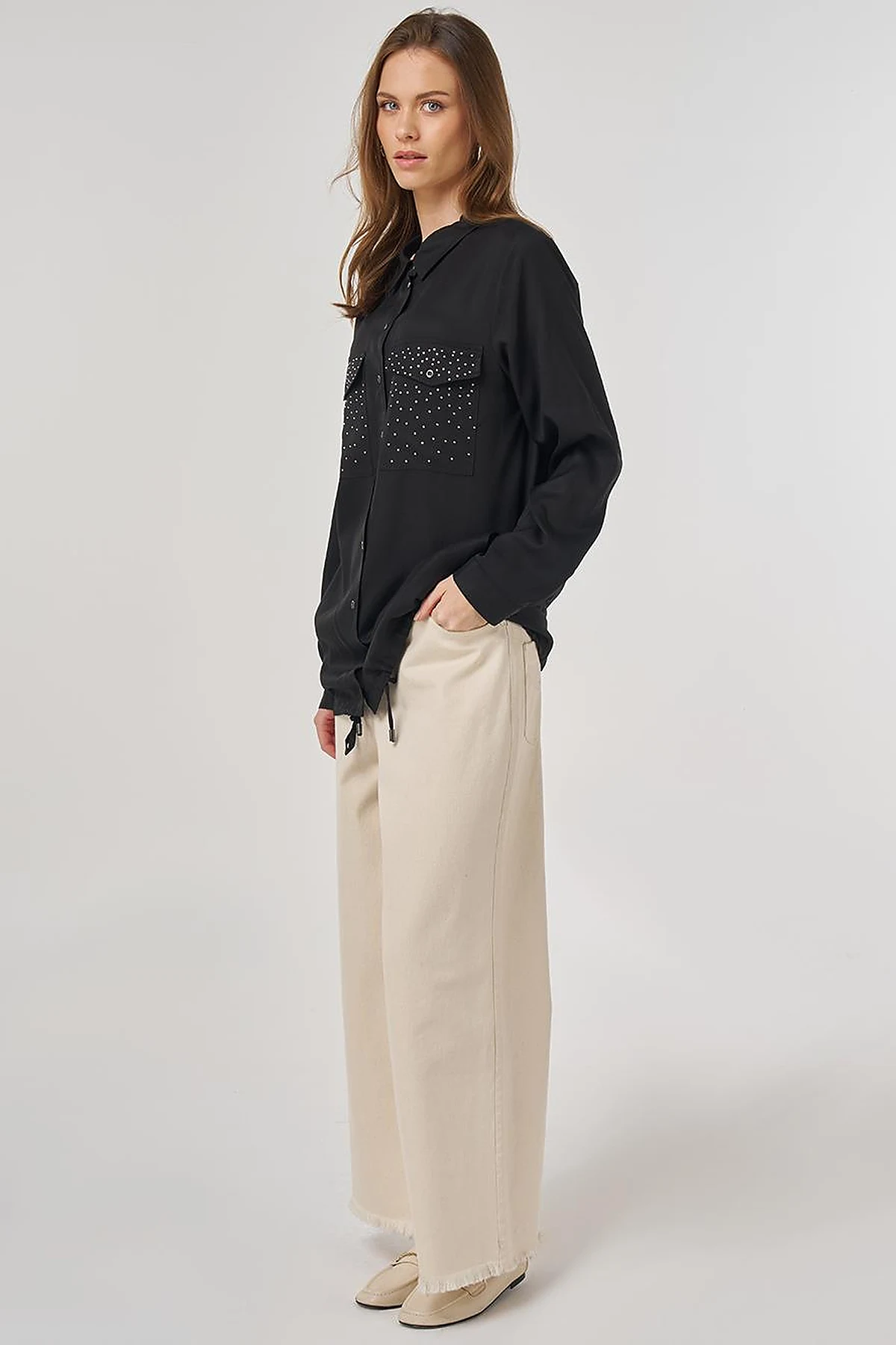 100% Lyocell Double-Pocket Tunic Black