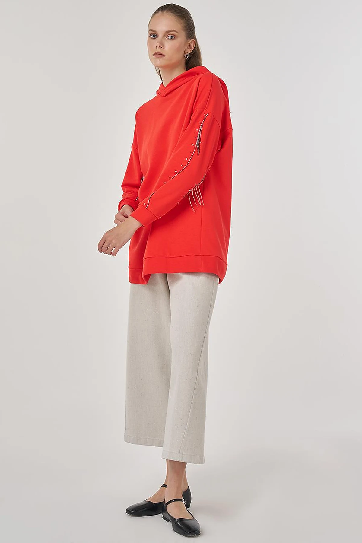 Hooded Three-Thread Sweatshirt in Red