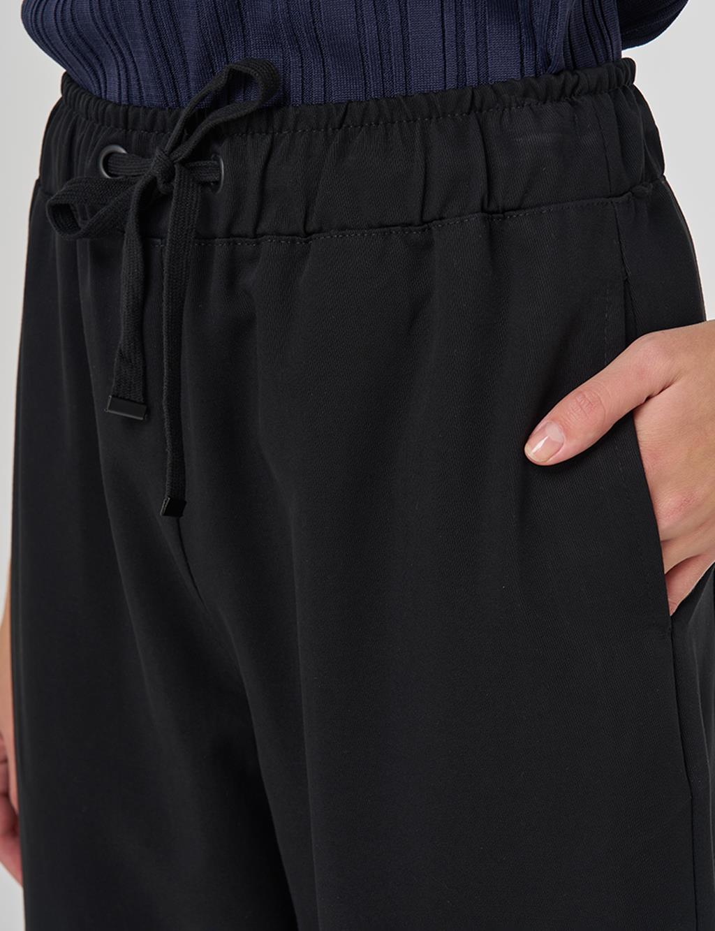Relaxed-Fit Lyocell Pants Black 
