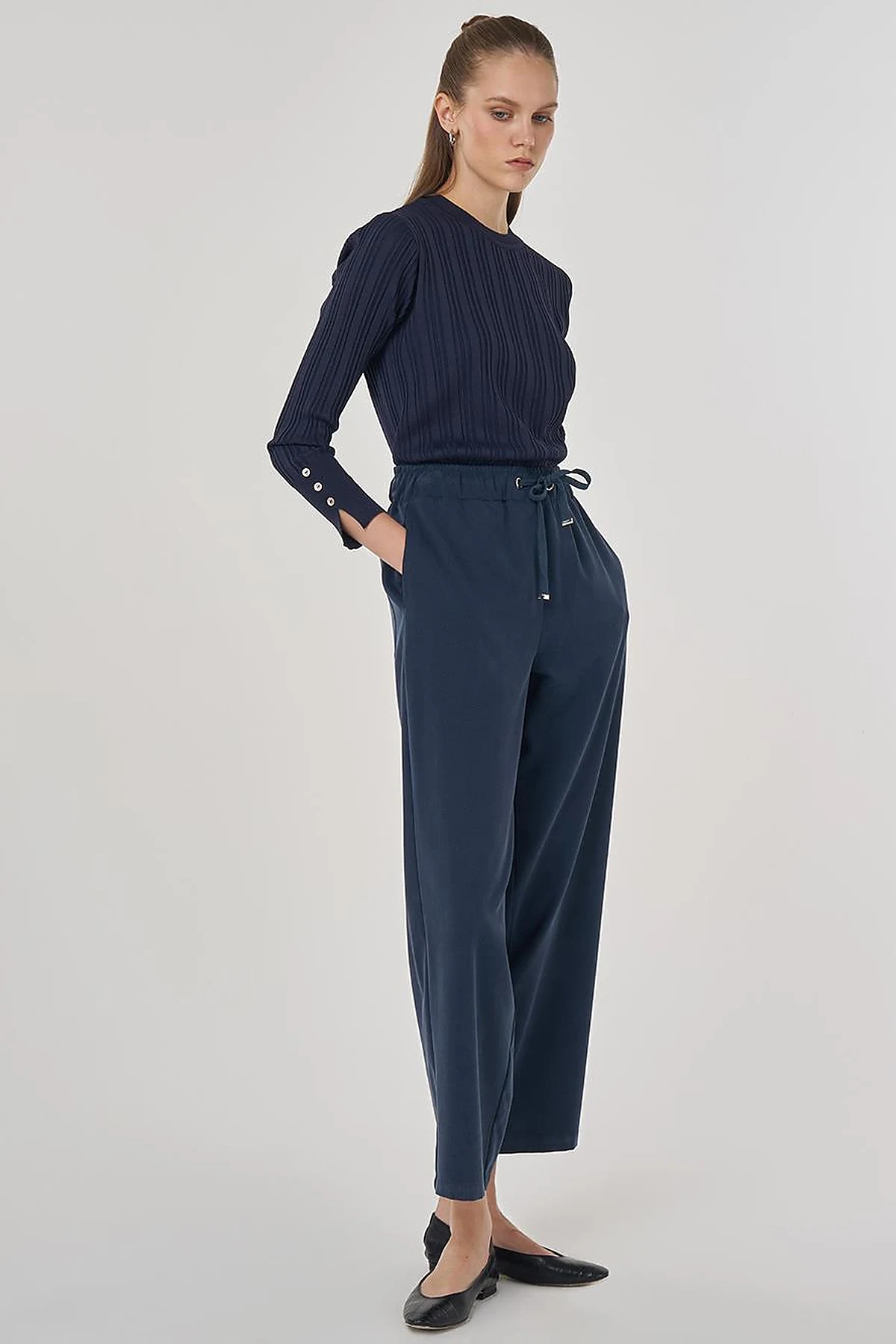 Relaxed-Fit Lyocell Pants Navy