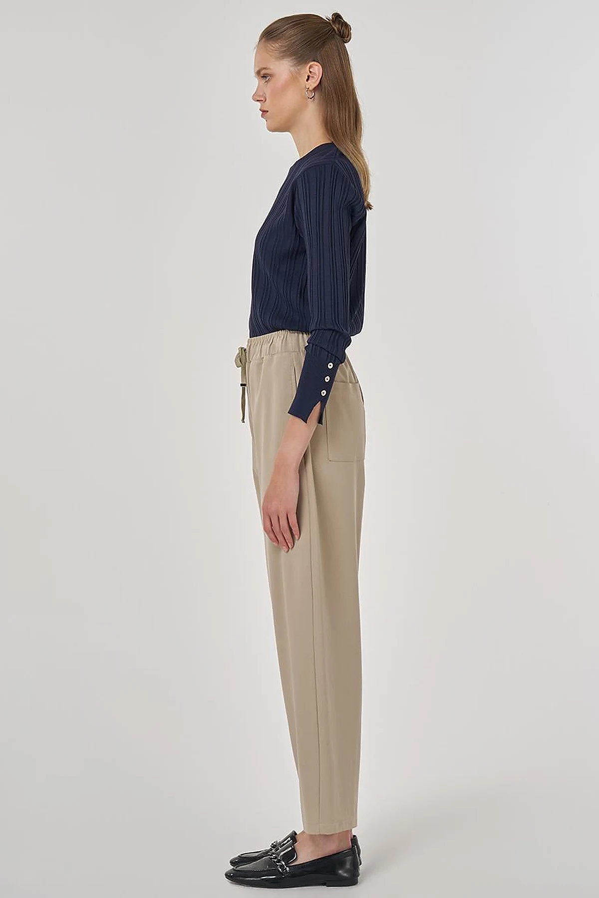 Relaxed-Fit Lyocell Pants Stone