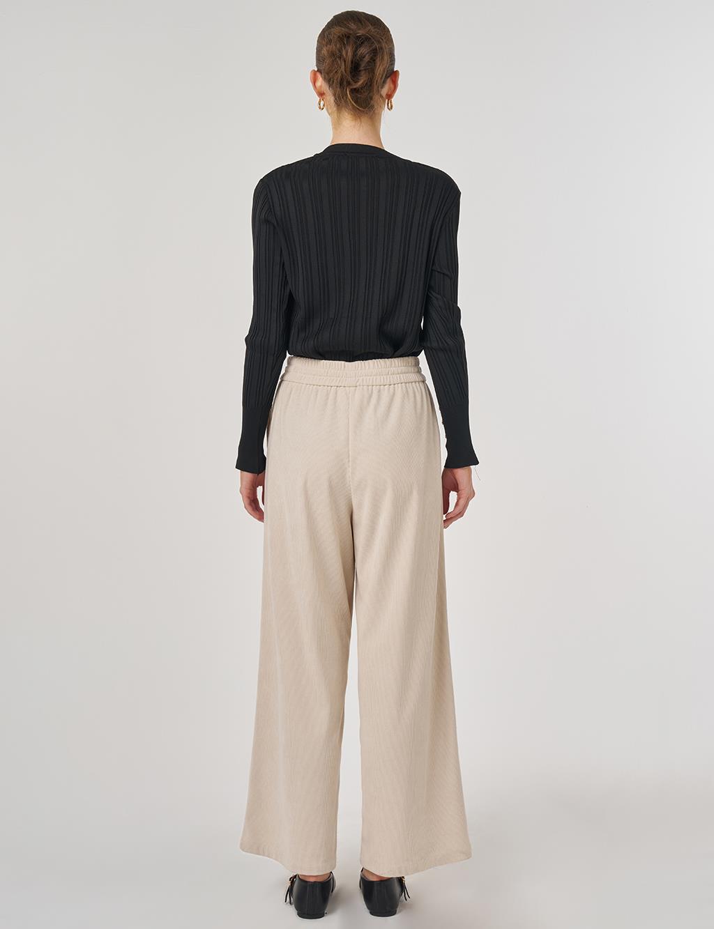 Relaxed-Fit Velvet Pants in Stone