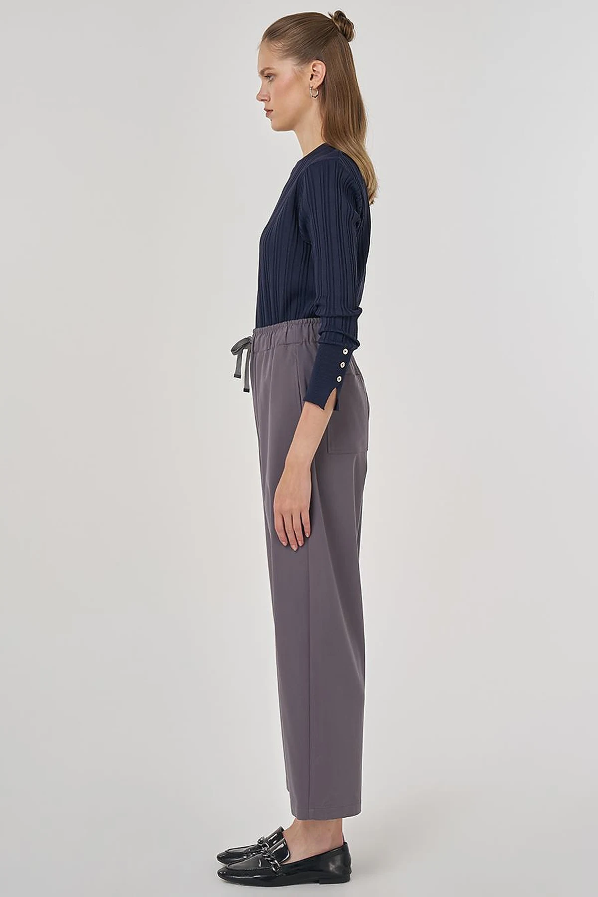 Relaxed-Fit Lyocell Pants Anthracite