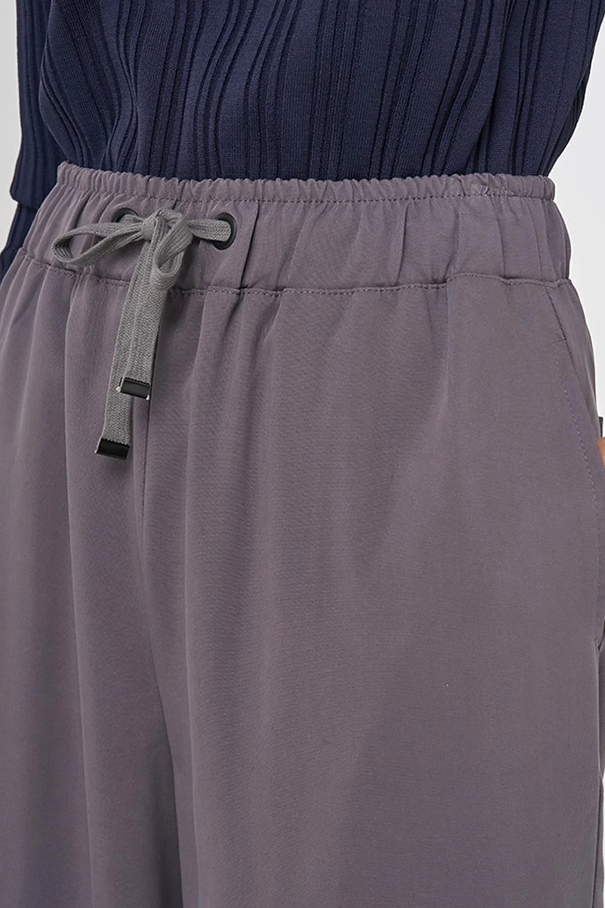 Relaxed-Fit Lyocell Pants Anthracite