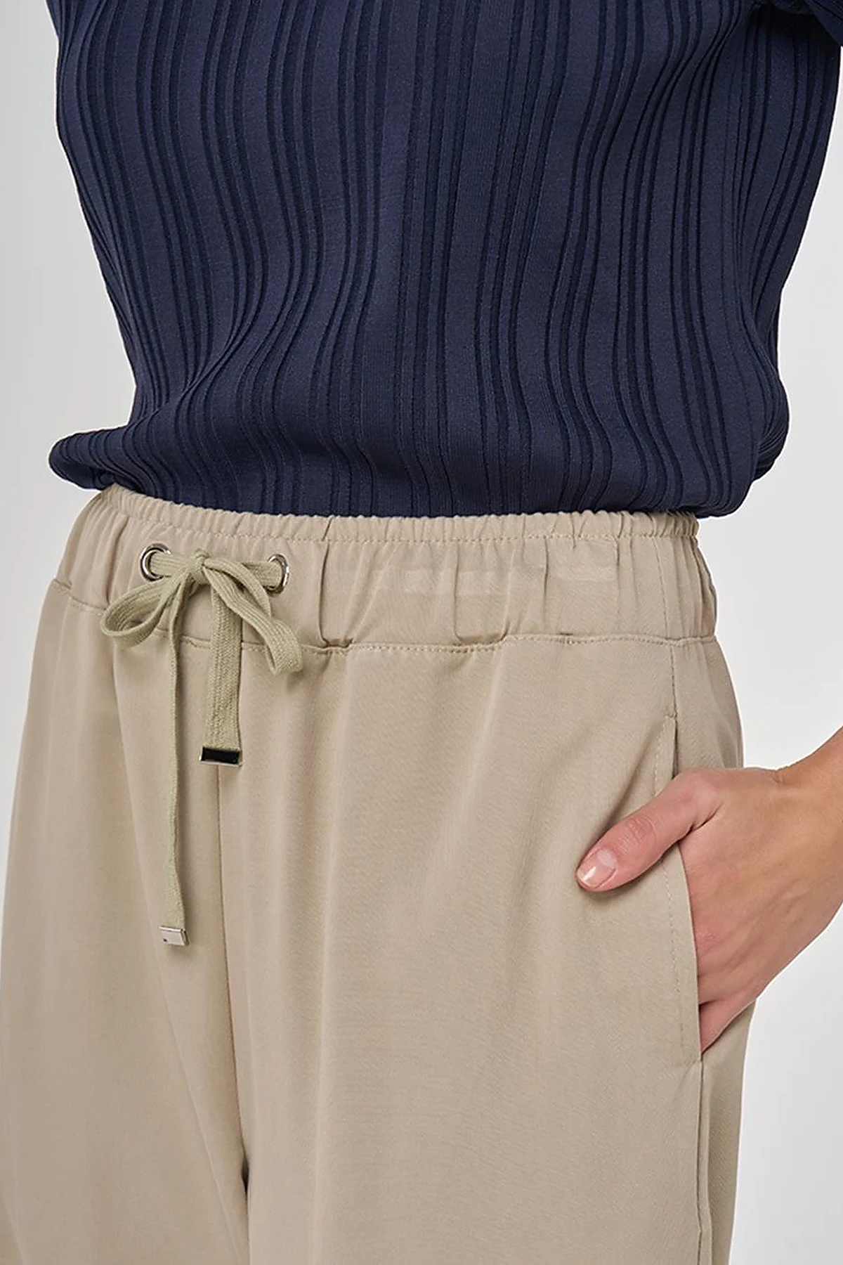 Relaxed-Fit Lyocell Pants Stone