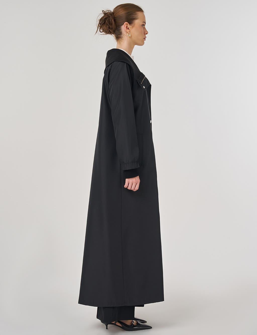Wide Collar Coat in Black
