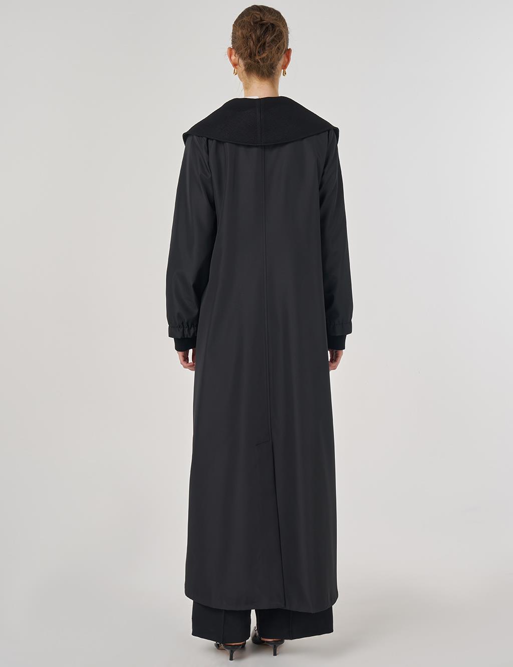 Wide Collar Coat in Black