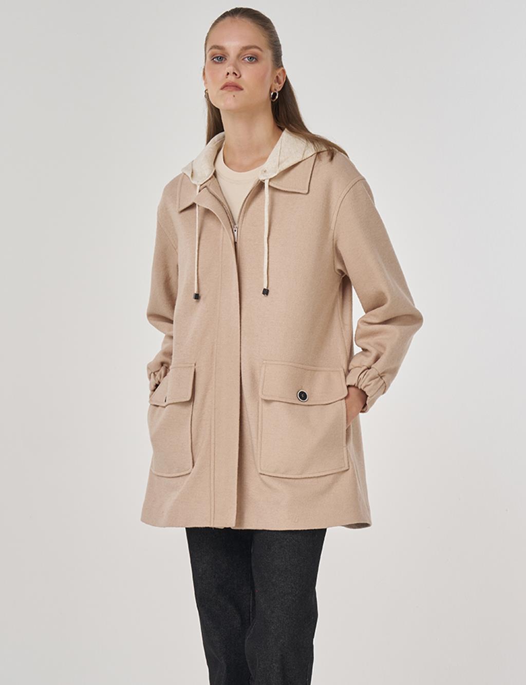Kapüşonlu Yün Ceket Açık Bej