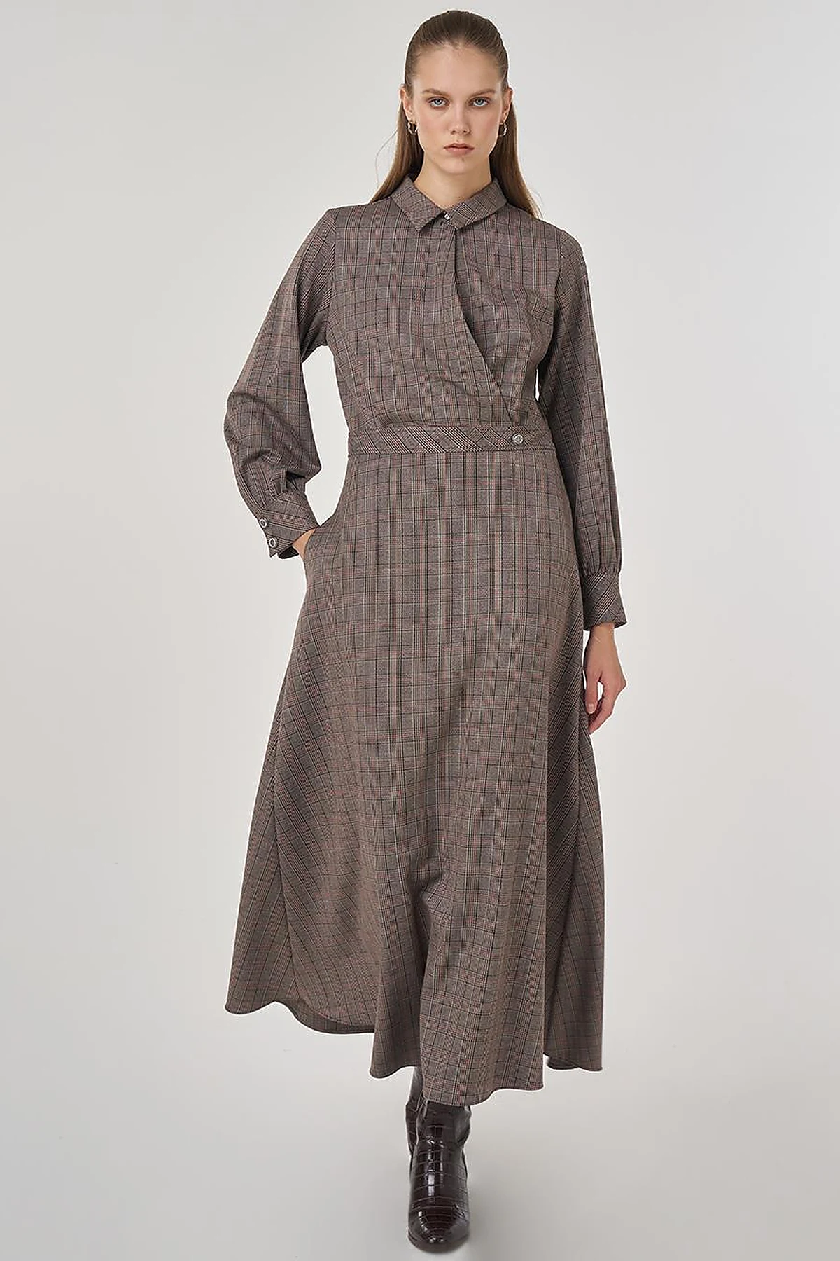 Plaid Maxi Dress in Dark Brown