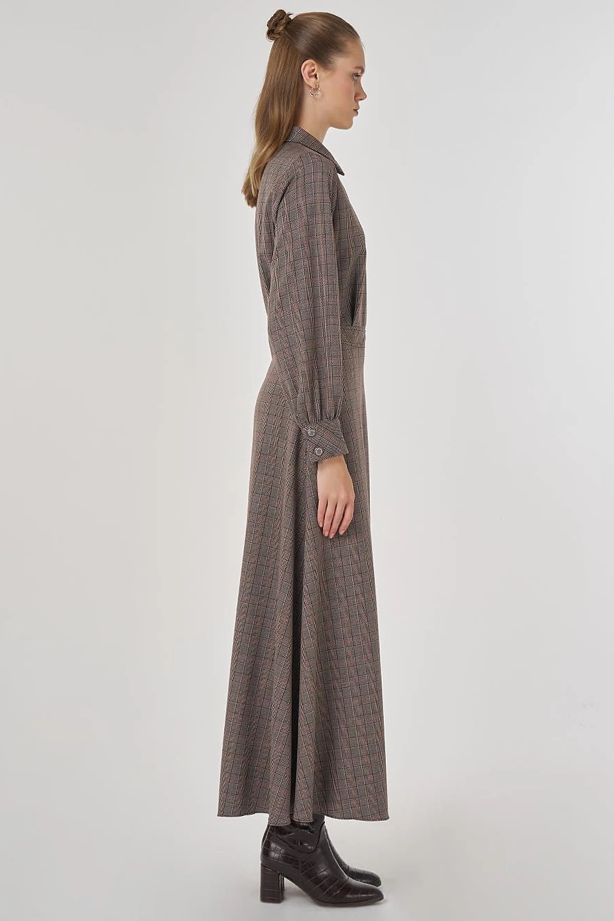 Plaid Maxi Dress in Dark Brown