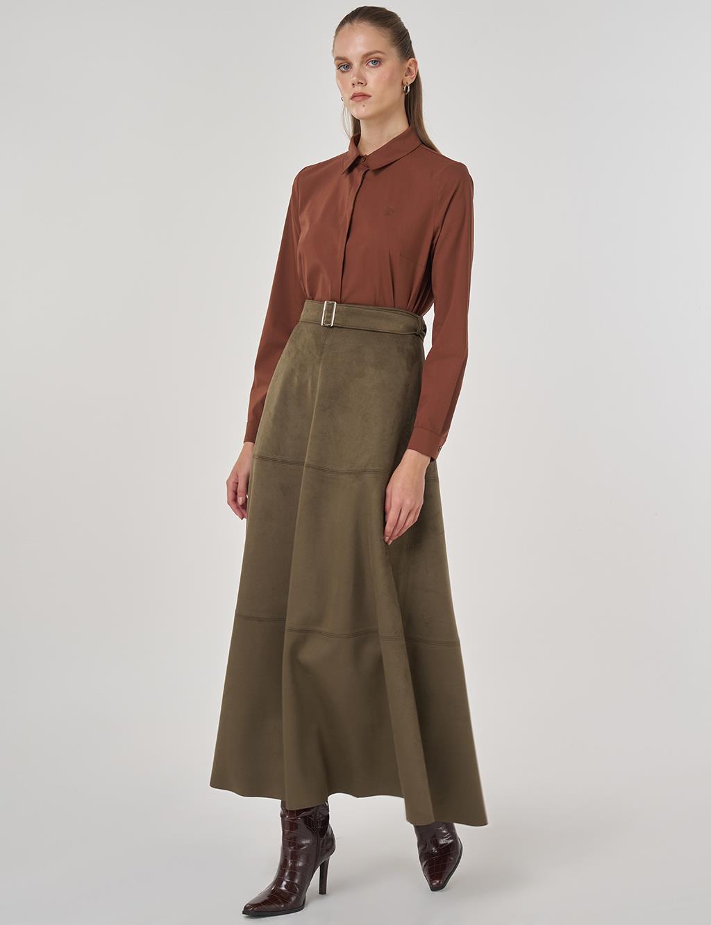 Buckle-Detailed Suede Skirt in Khaki