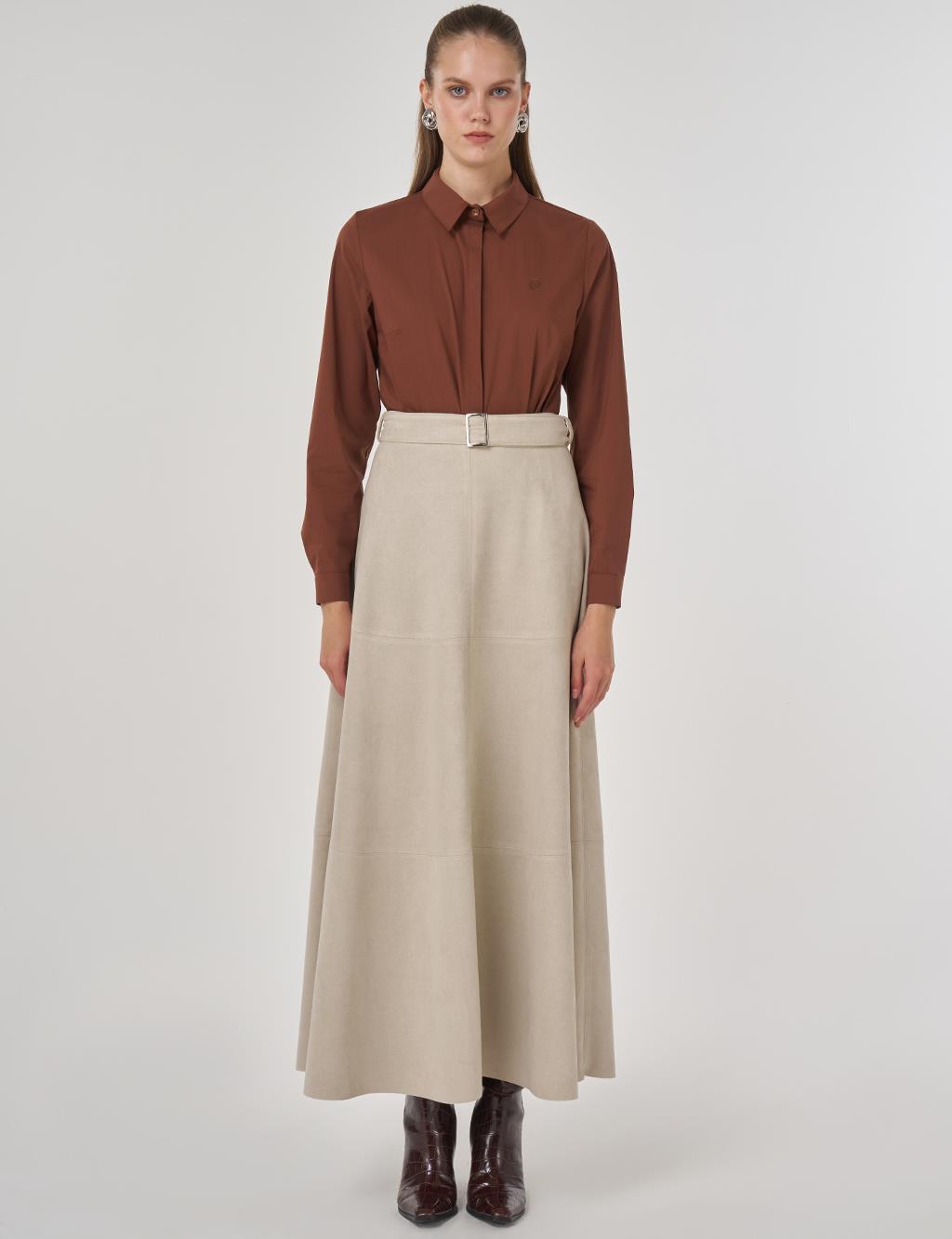 Buckle-Detailed Suede Skirt in Stone