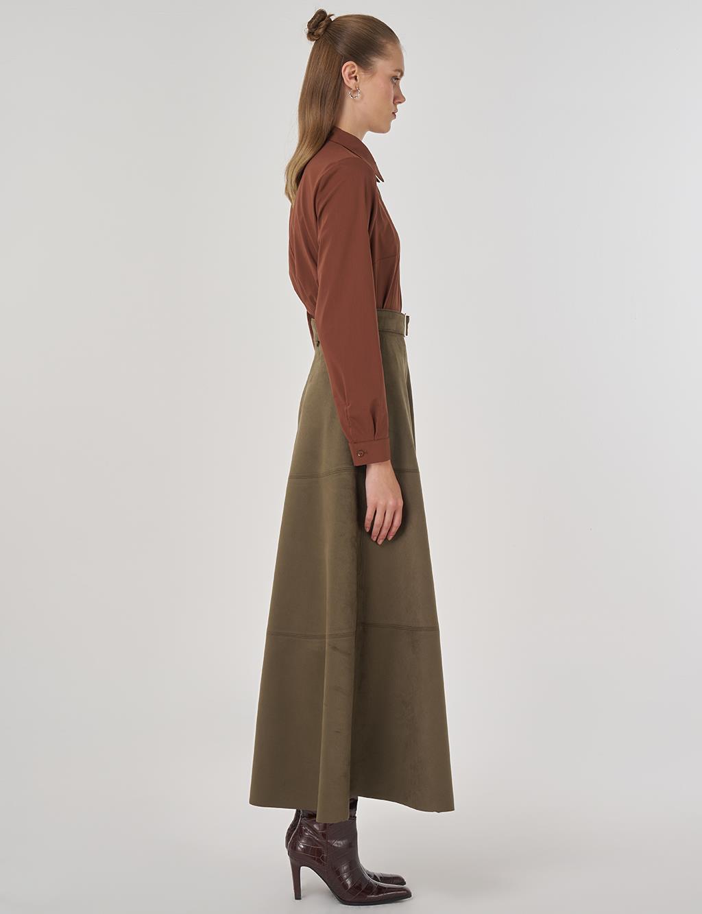 Buckle-Detailed Suede Skirt in Khaki
