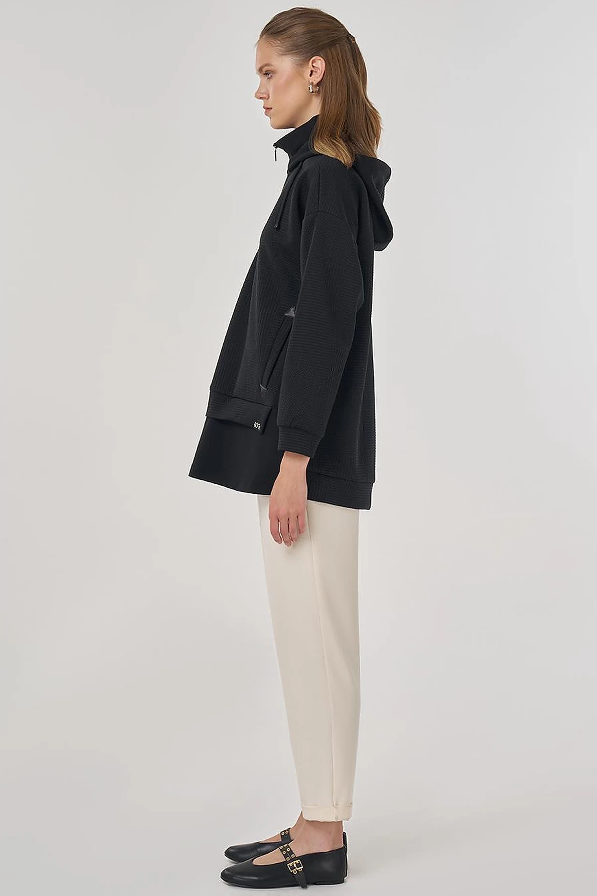 Patterned Double-Look Sweatshirt in Black