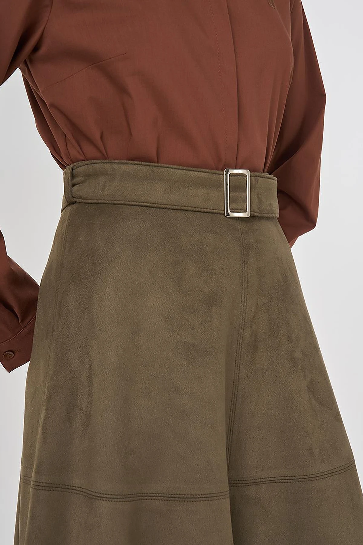 Buckle-Detailed Suede Skirt in Khaki