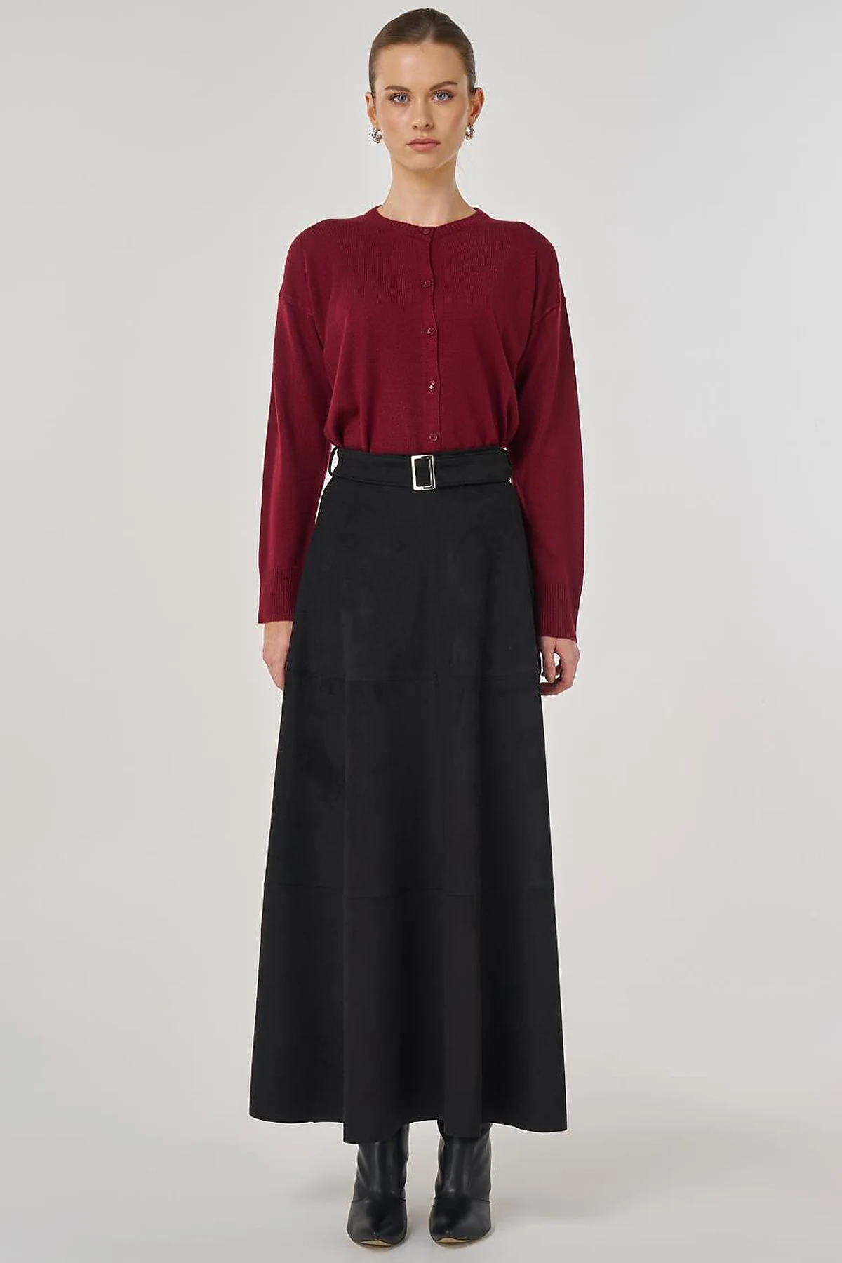 Buckle-Detailed Suede Skirt in Black