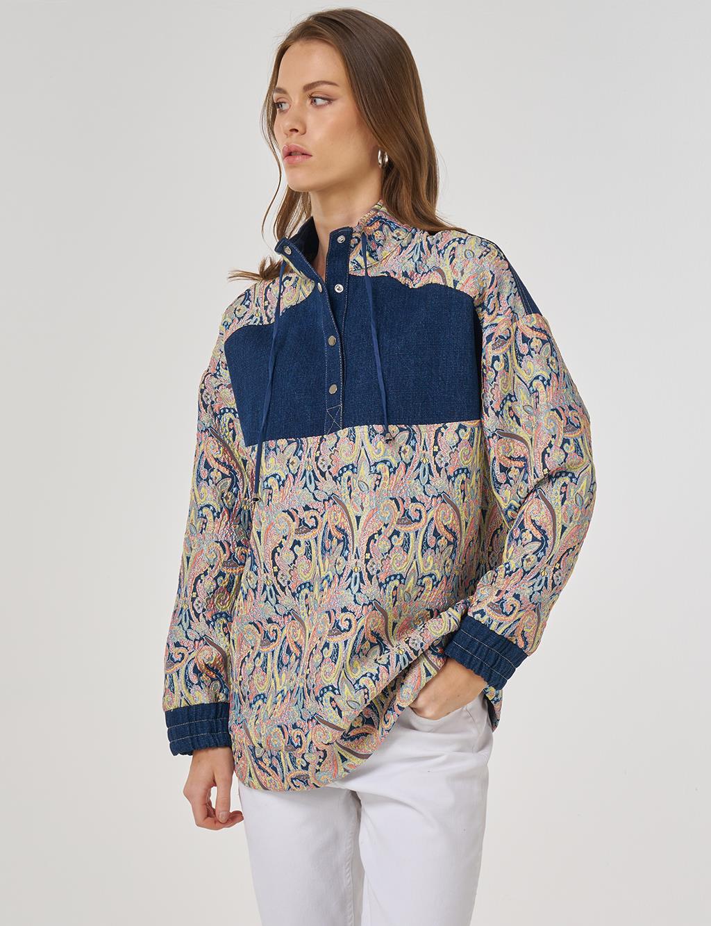 Short Standing Jacquard Sweatshirt: Cream