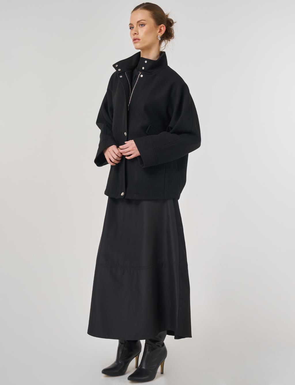 Dik Yaka Kaşe Ceket Siyah 