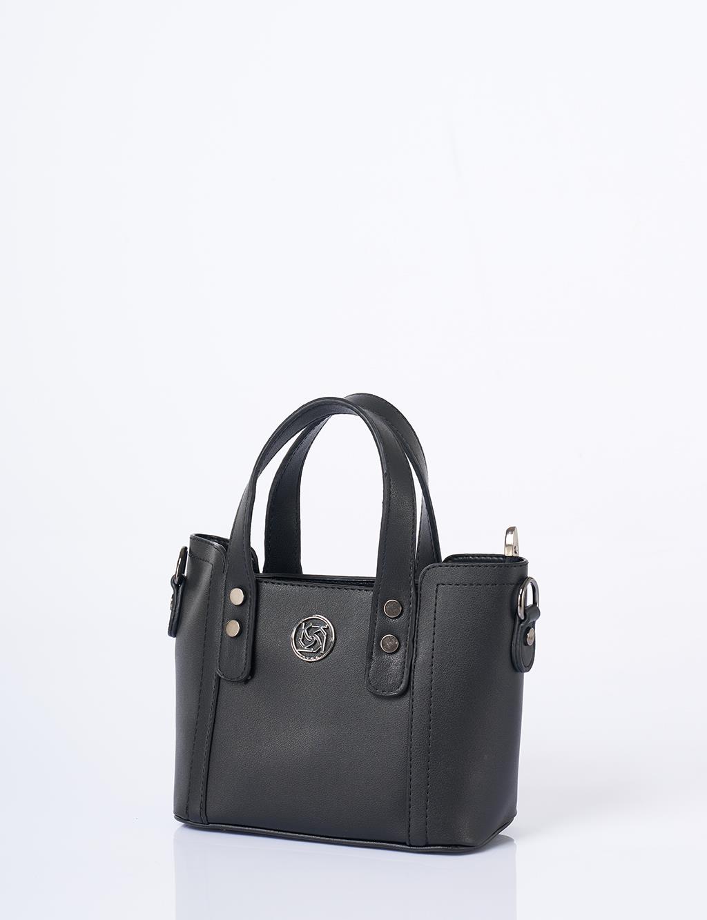 Zincir Omuz Askılı Monogram Logolu Suni Deri Tote Çanta Siyah