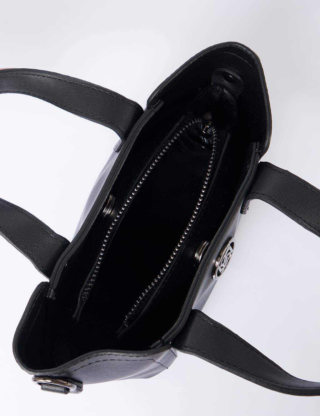 Zincir Omuz Askılı Monogram Logolu Suni Deri Tote Çanta Siyah