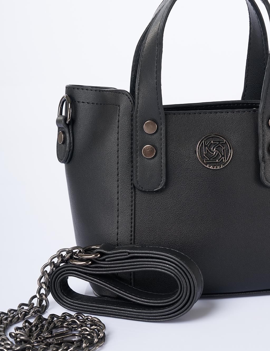 Zincir Omuz Askılı Monogram Logolu Suni Deri Tote Çanta Siyah