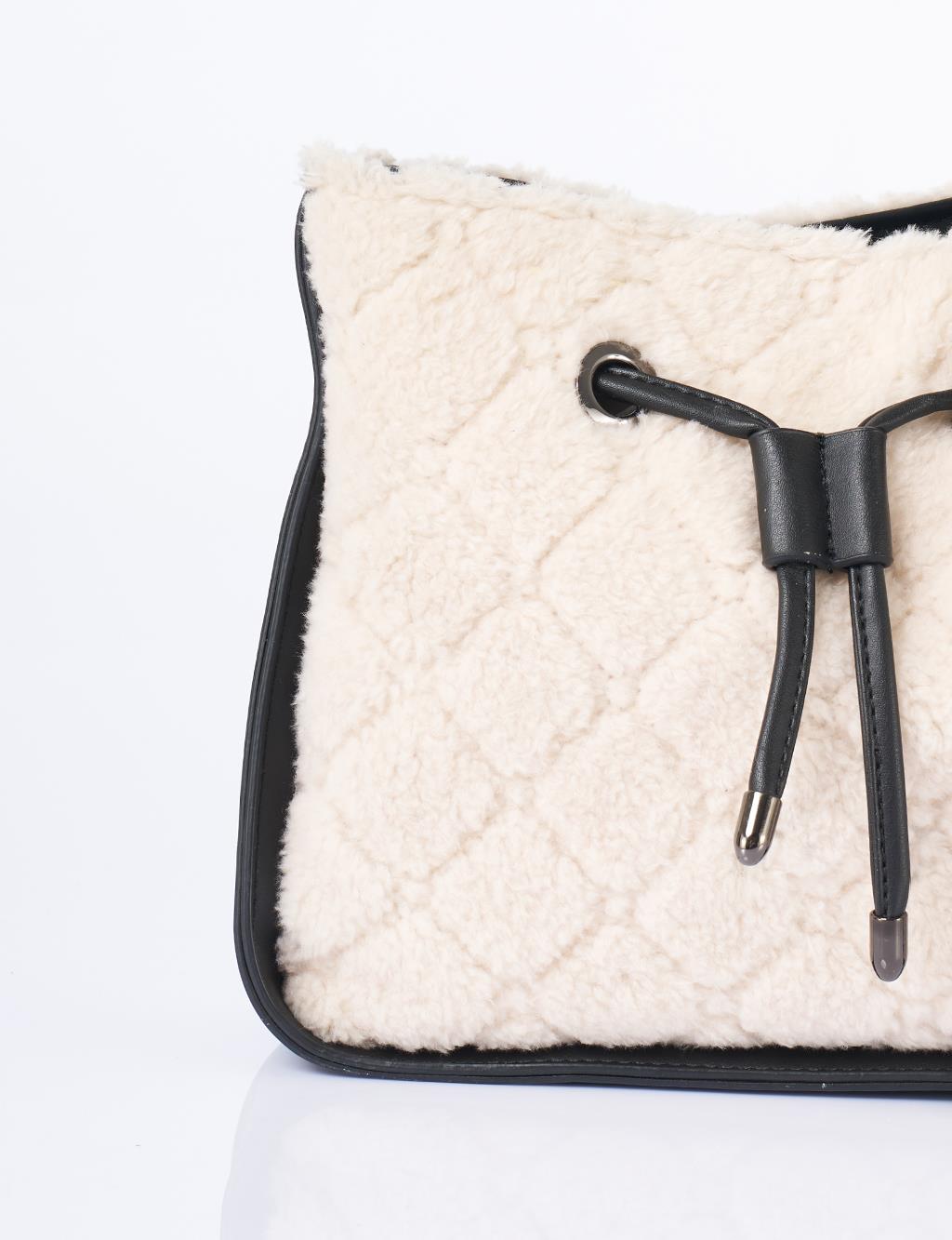 Leather Detailed Plush Bag Black