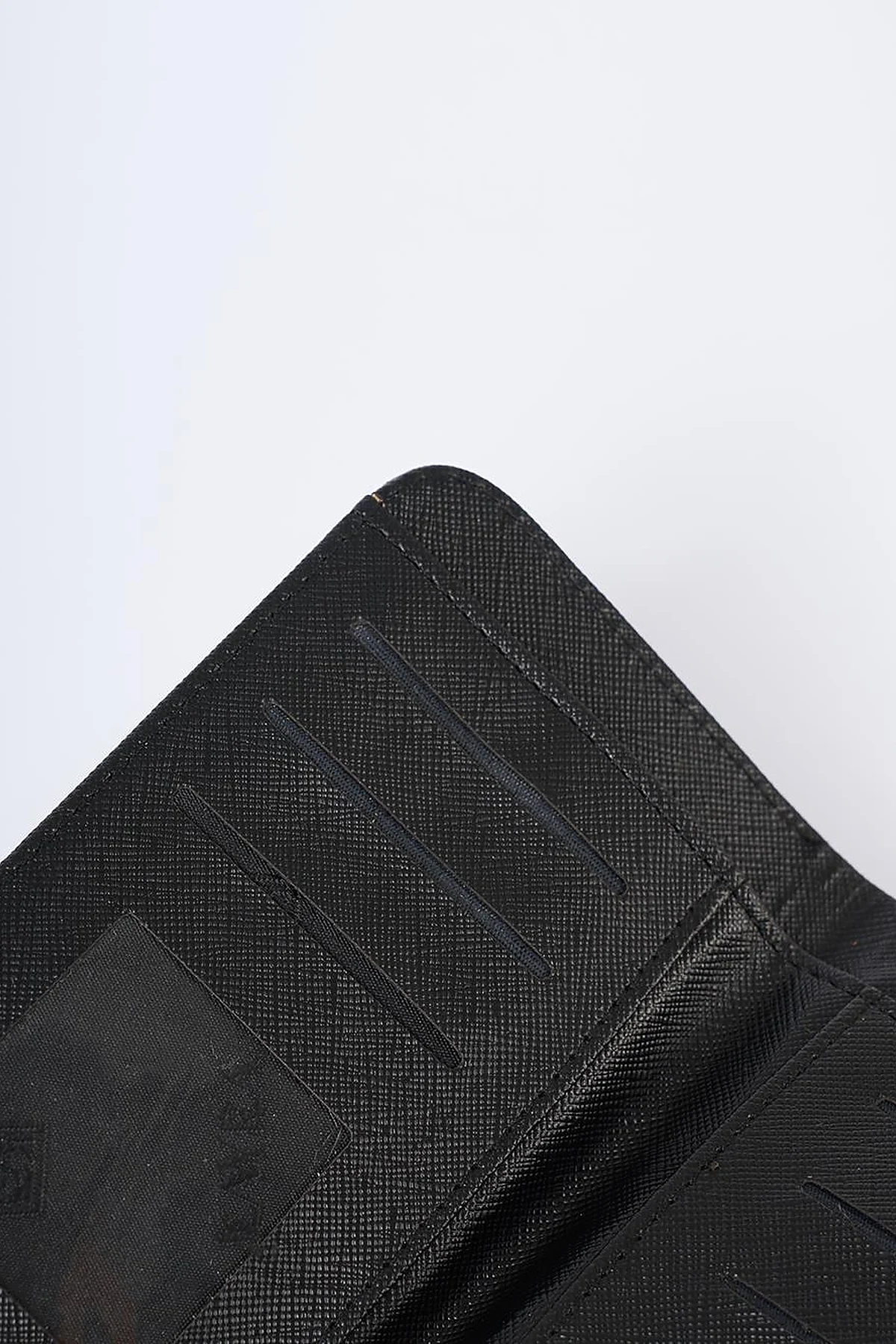 Gold Buckle Zippered Wallet Black