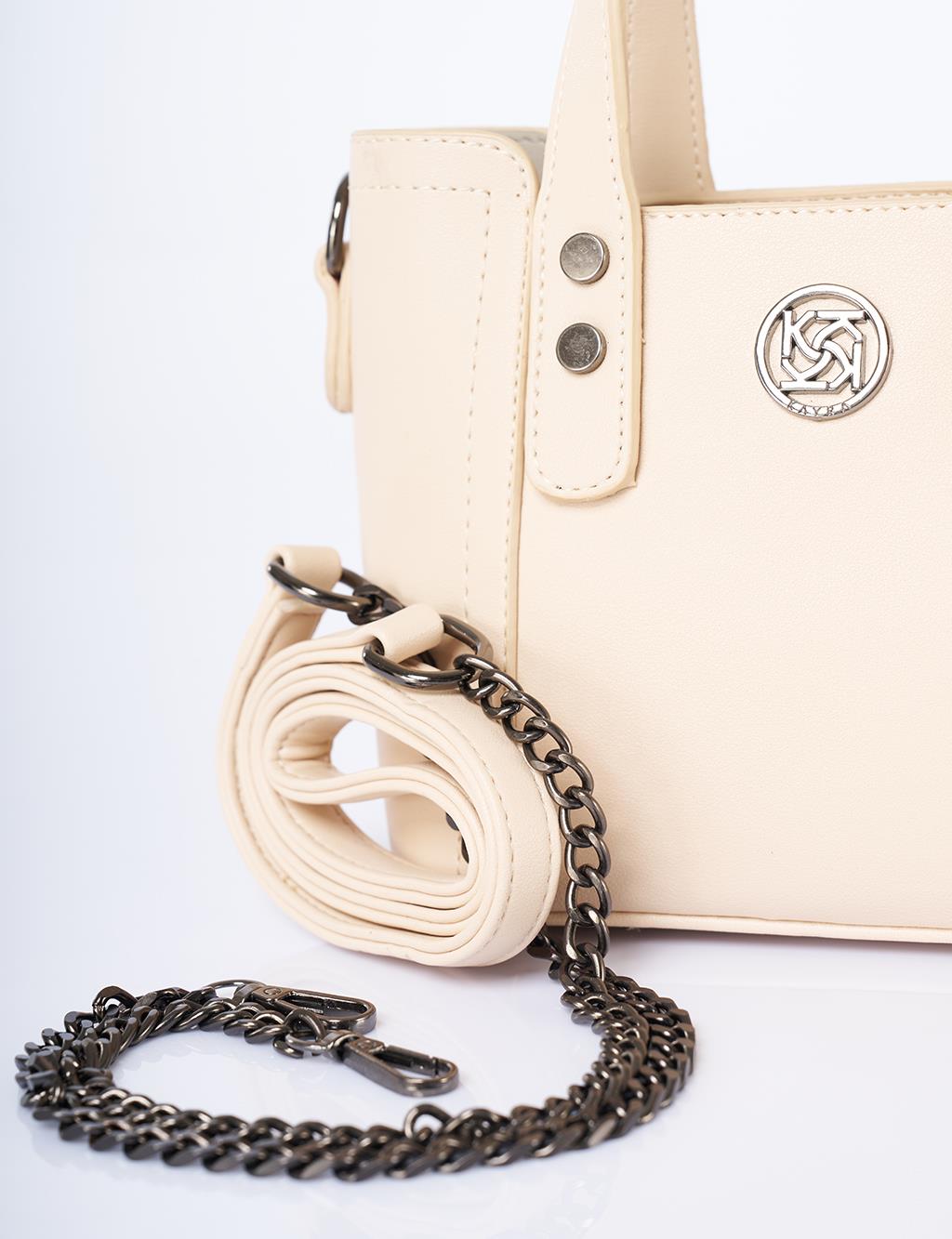 Zincir Omuz Askılı Monogram Logolu Suni Deri Tote Çanta Krem