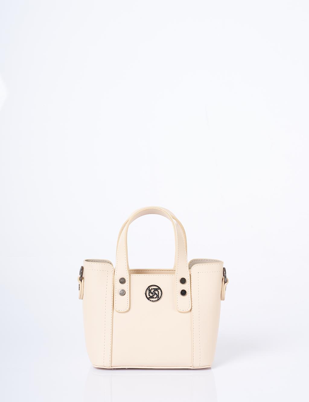 Zincir Omuz Askılı Monogram Logolu Suni Deri Tote Çanta Krem