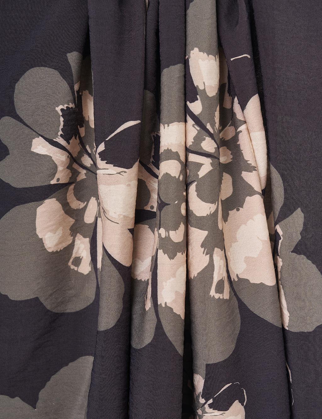 Çoklu Çiçek Desenli Viskon Şal Siyah 